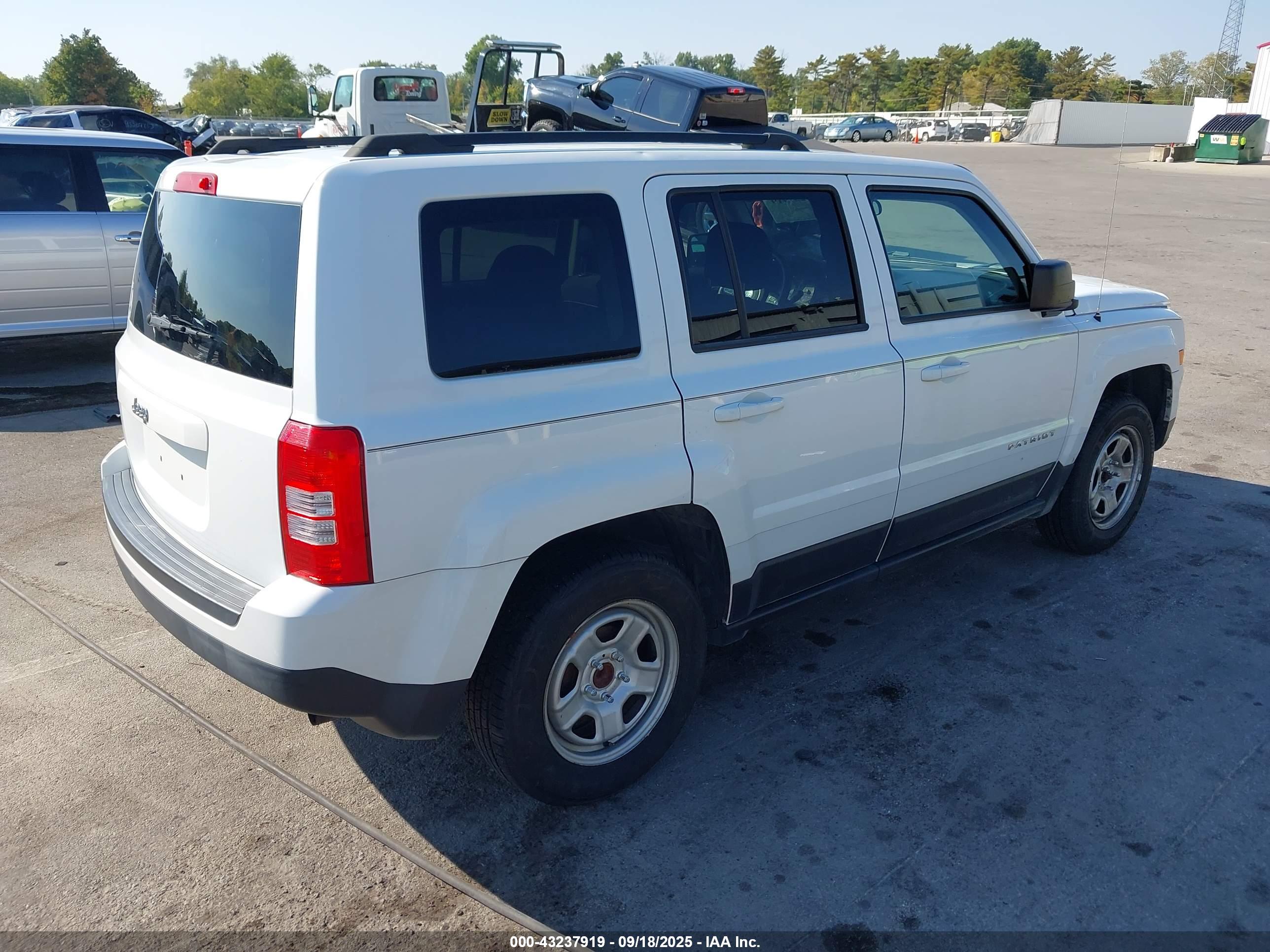 JEEP PATRIOT image 4