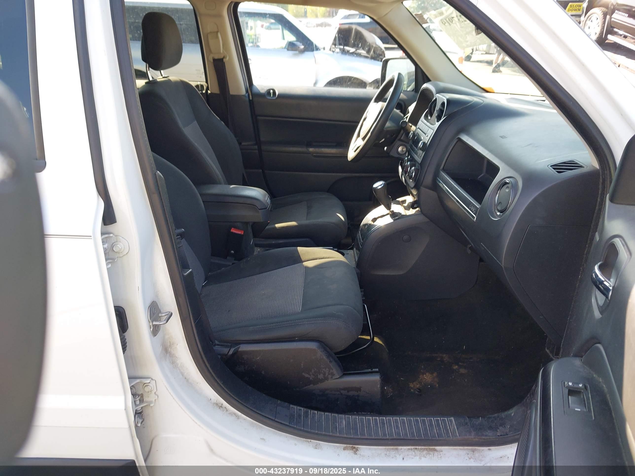 JEEP PATRIOT image 5