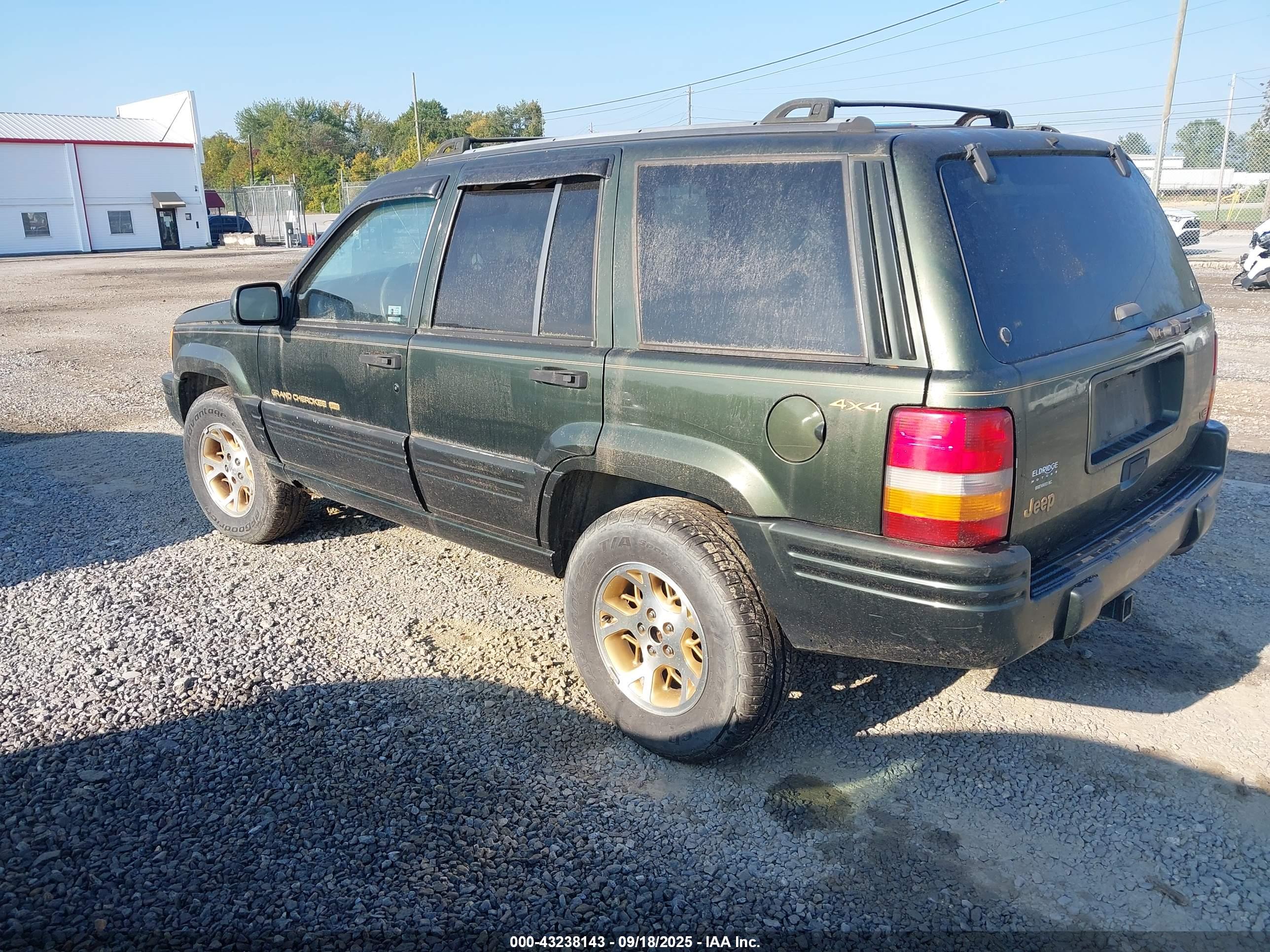 JEEP GRAND image 3