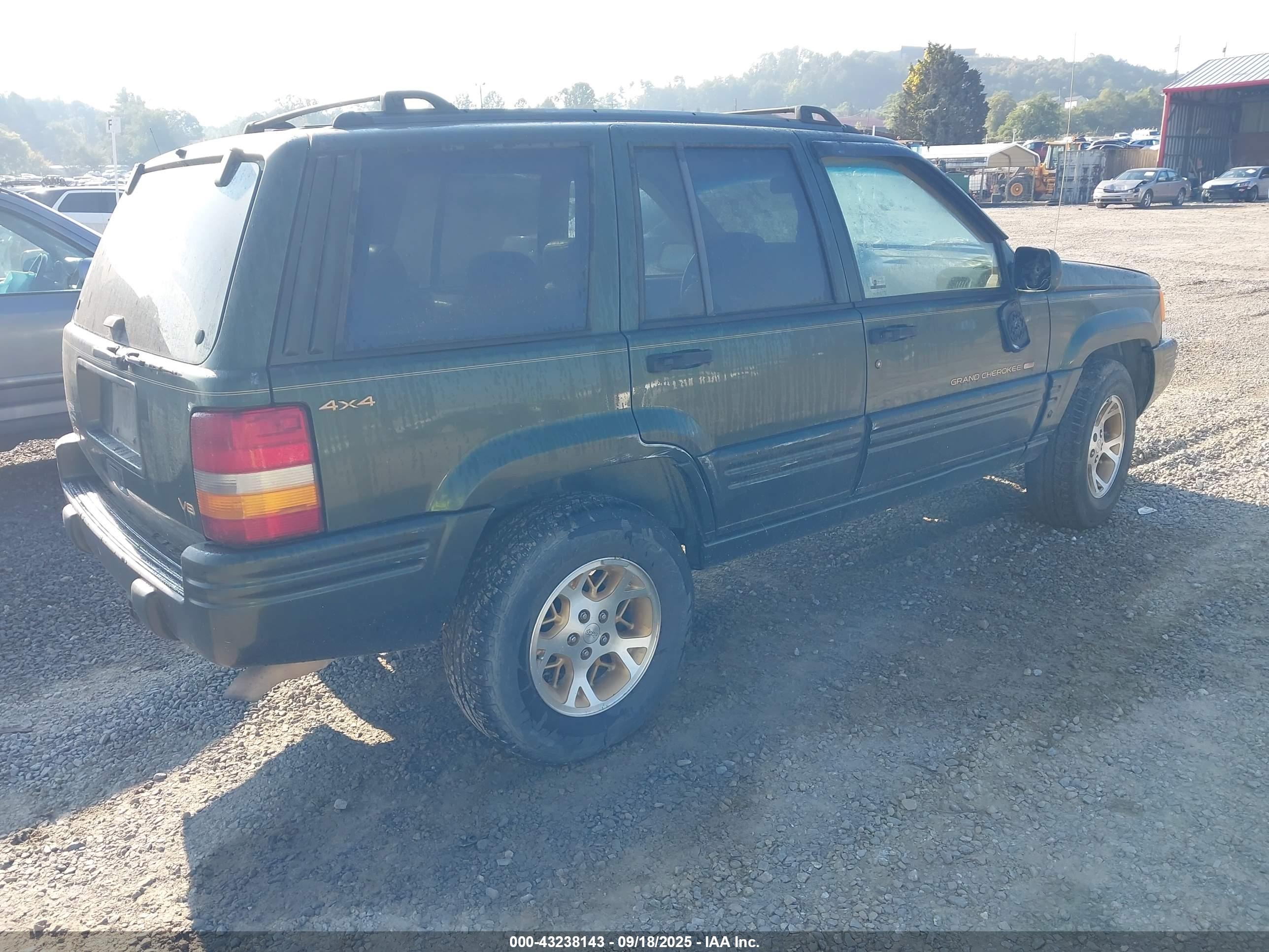 JEEP GRAND image 4