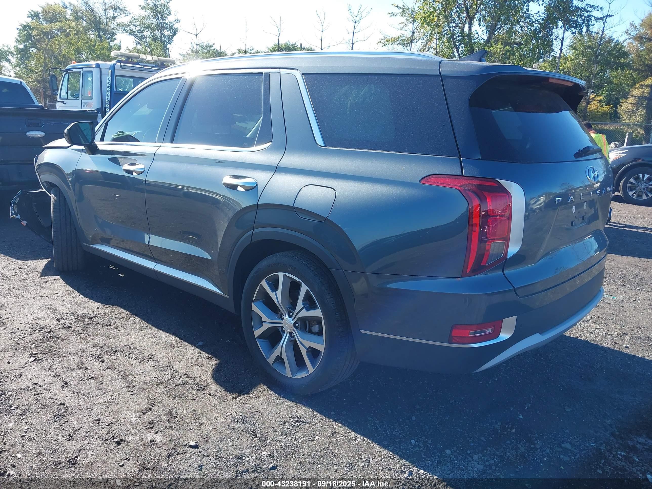 HYUNDAI PALISADE image 3