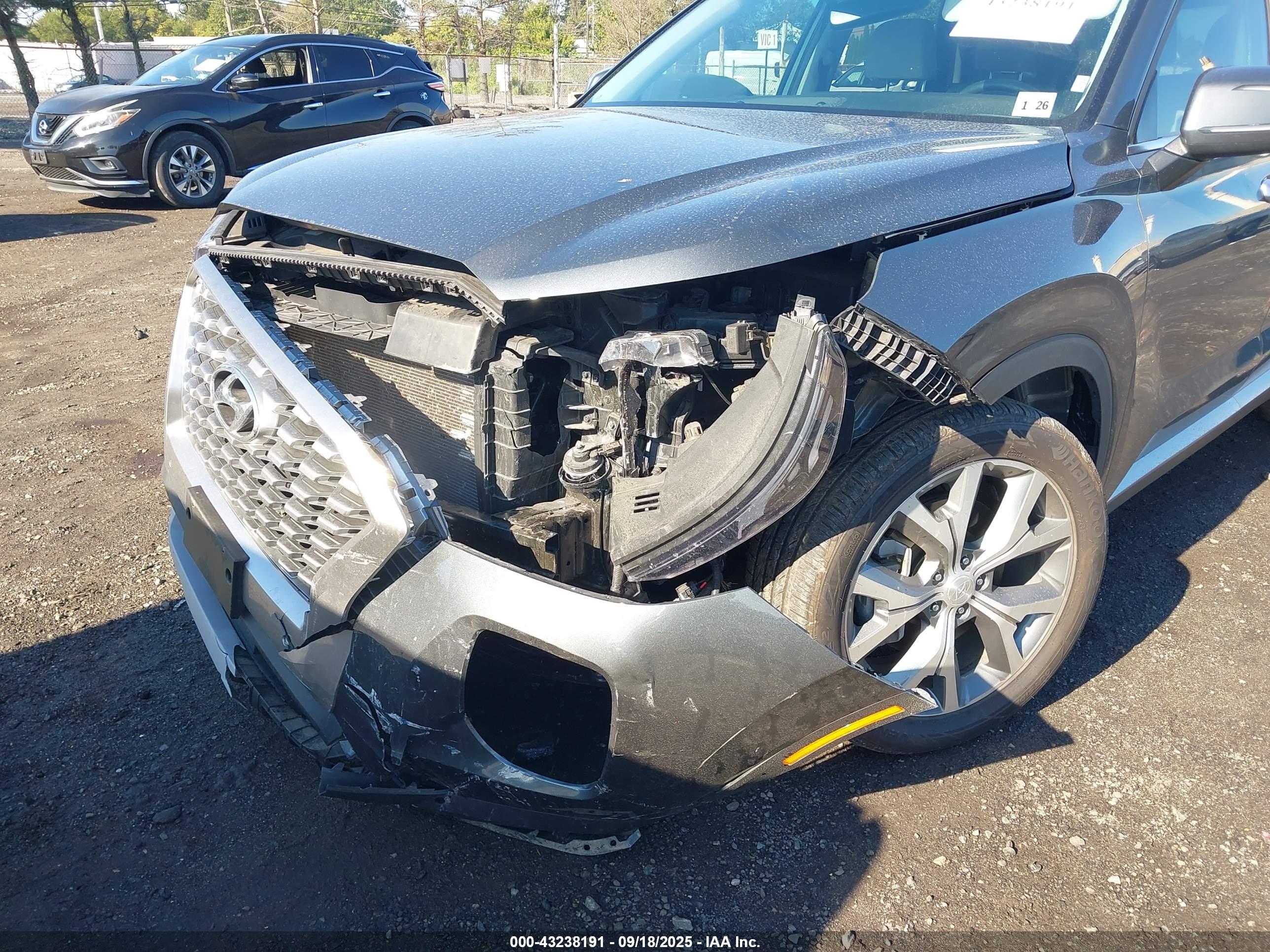 HYUNDAI PALISADE image 6