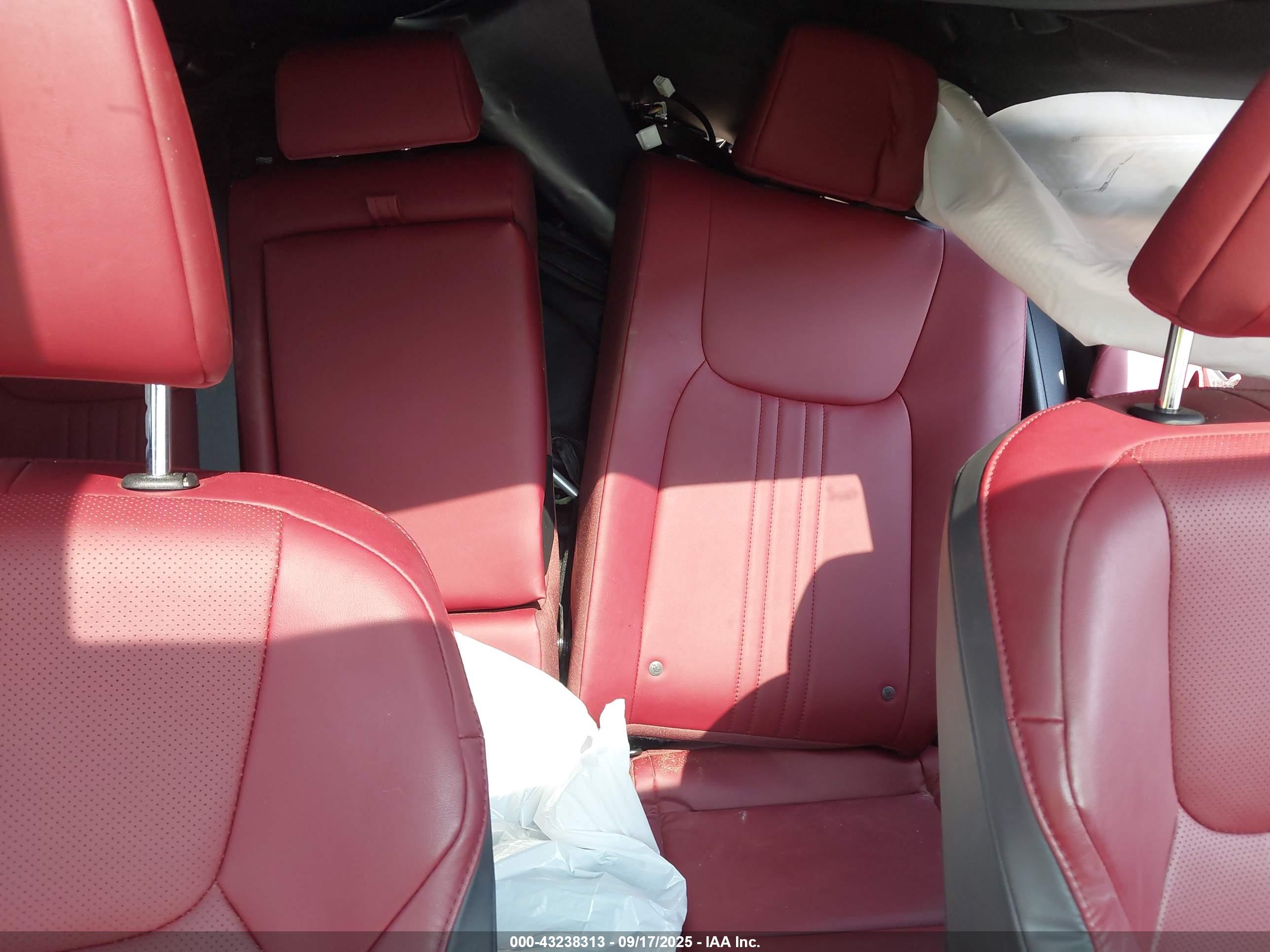 LEXUS NX image 8