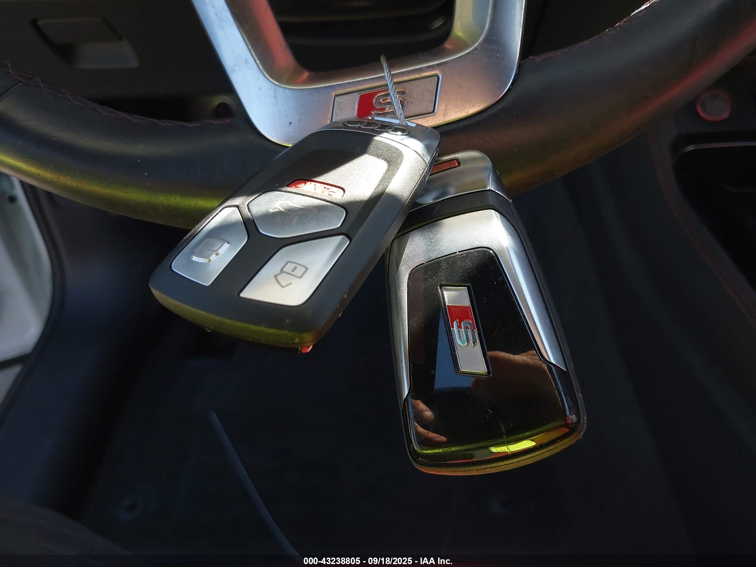 AUDI SQ5 image 11