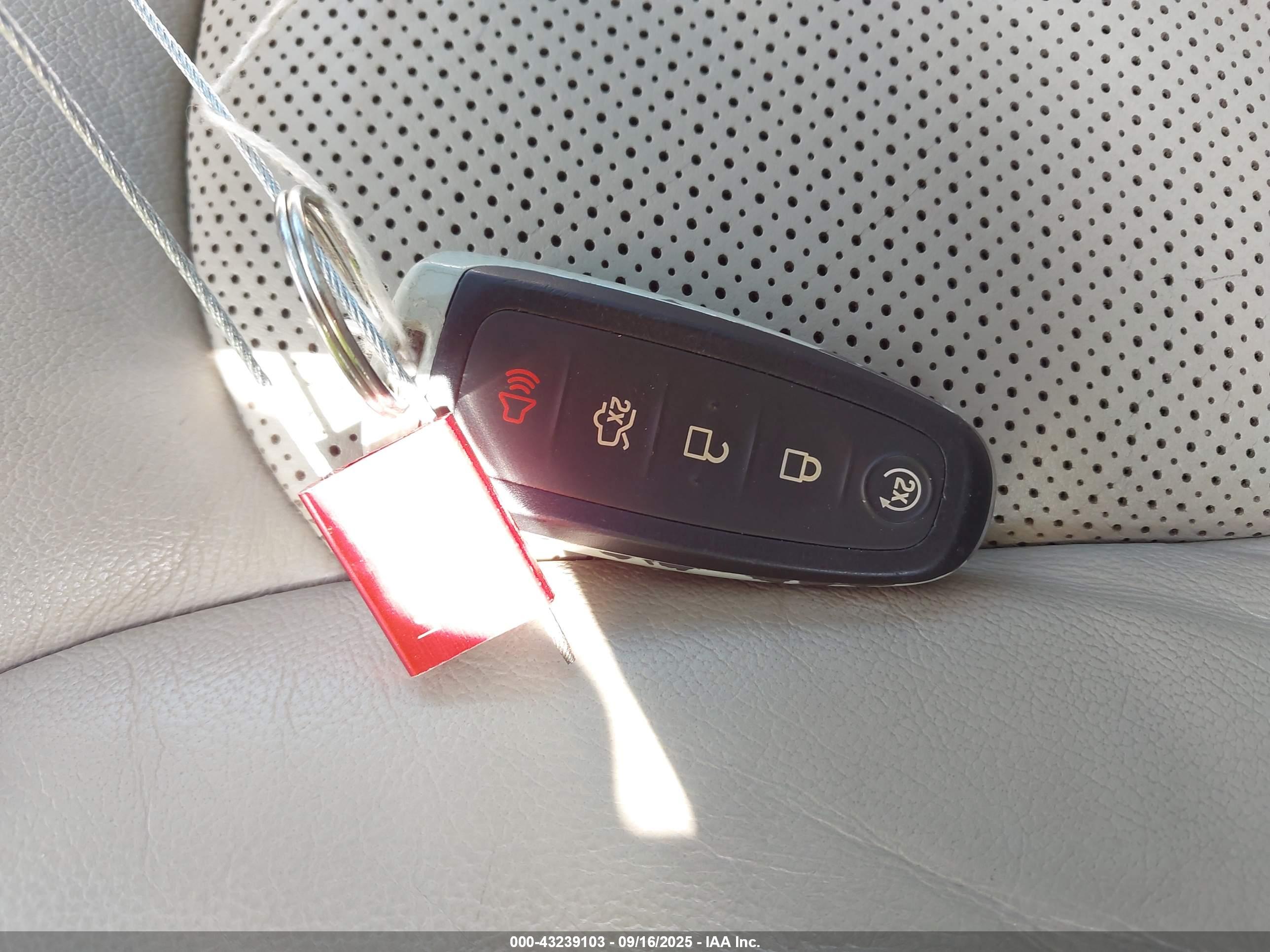 LINCOLN MKX image 11