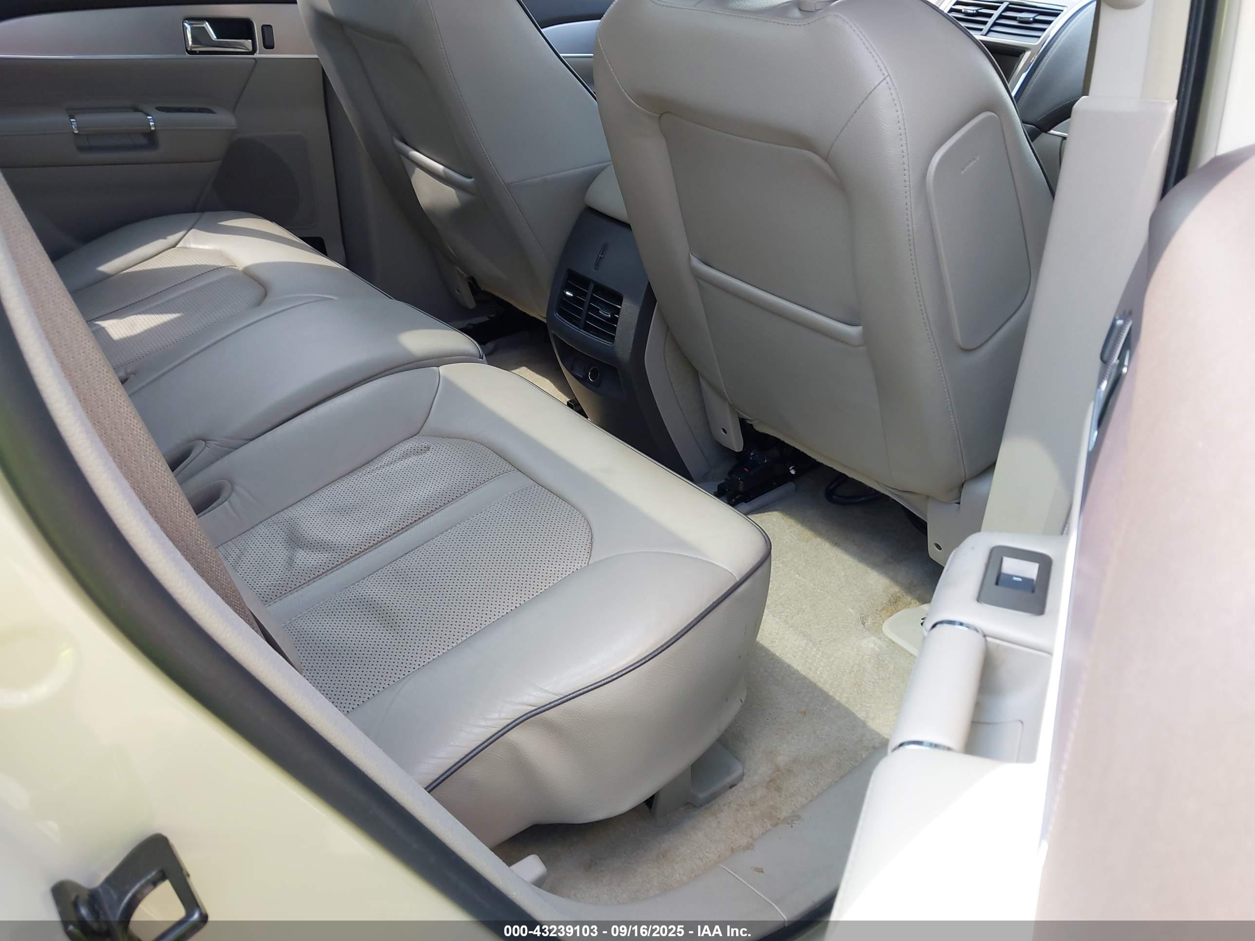 LINCOLN MKX image 8