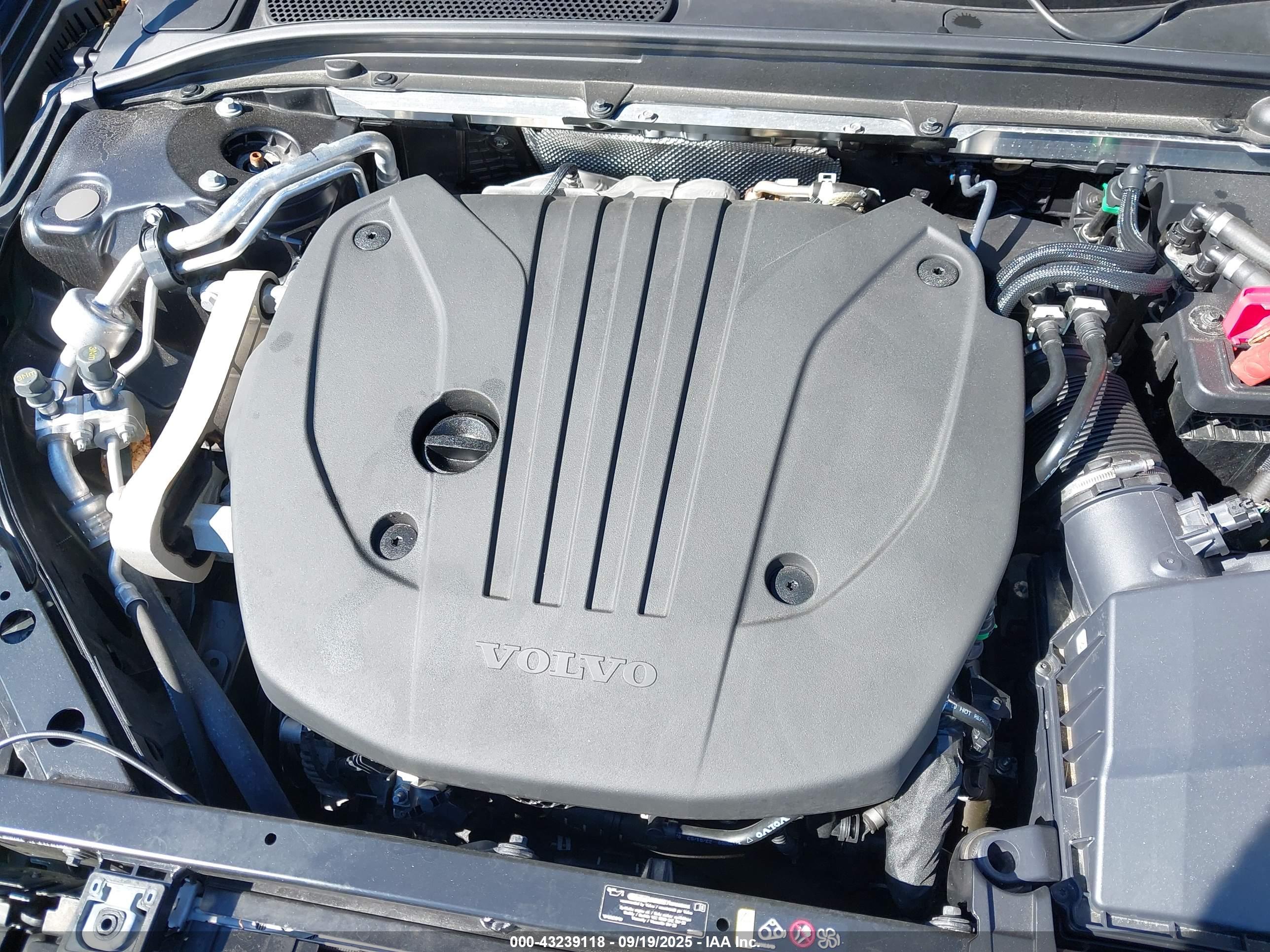 VOLVO S60 image 10
