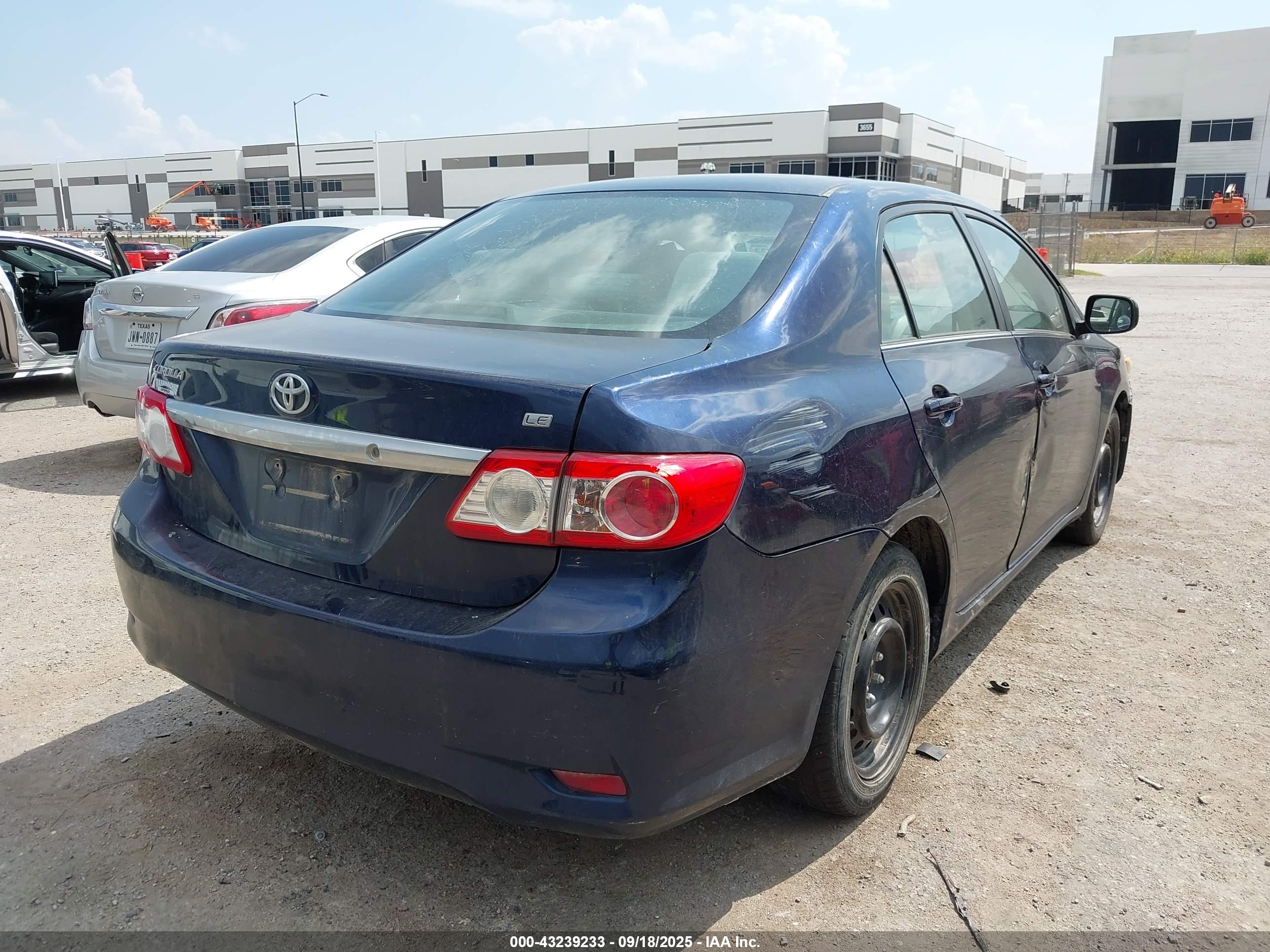 TOYOTA COROLLA image 4
