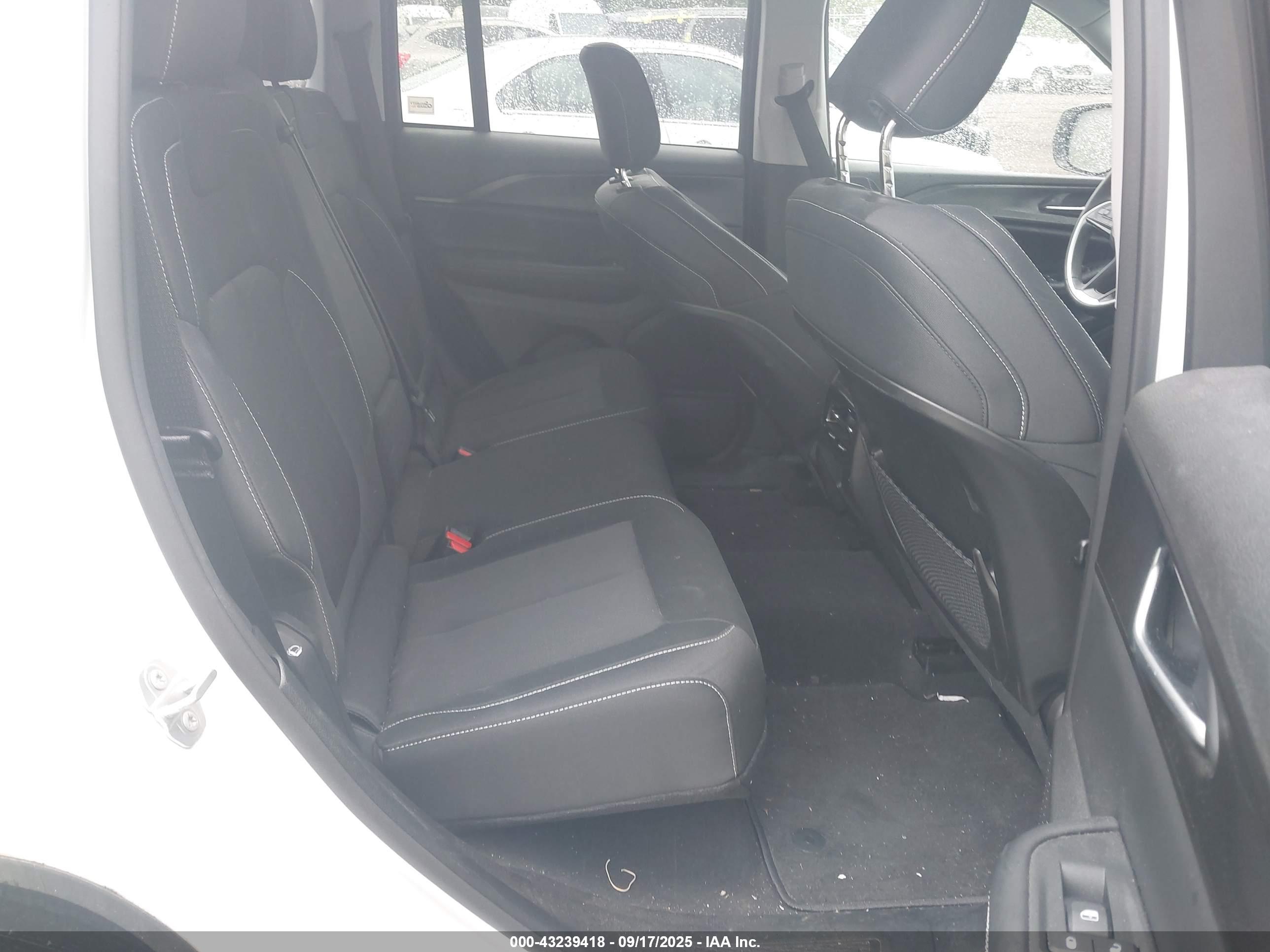 JEEP GRAND image 8