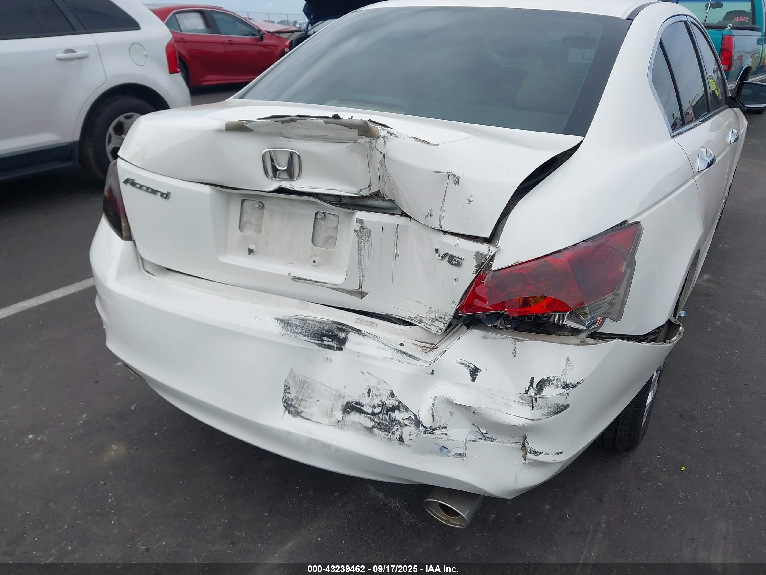 HONDA ACCORD image 6