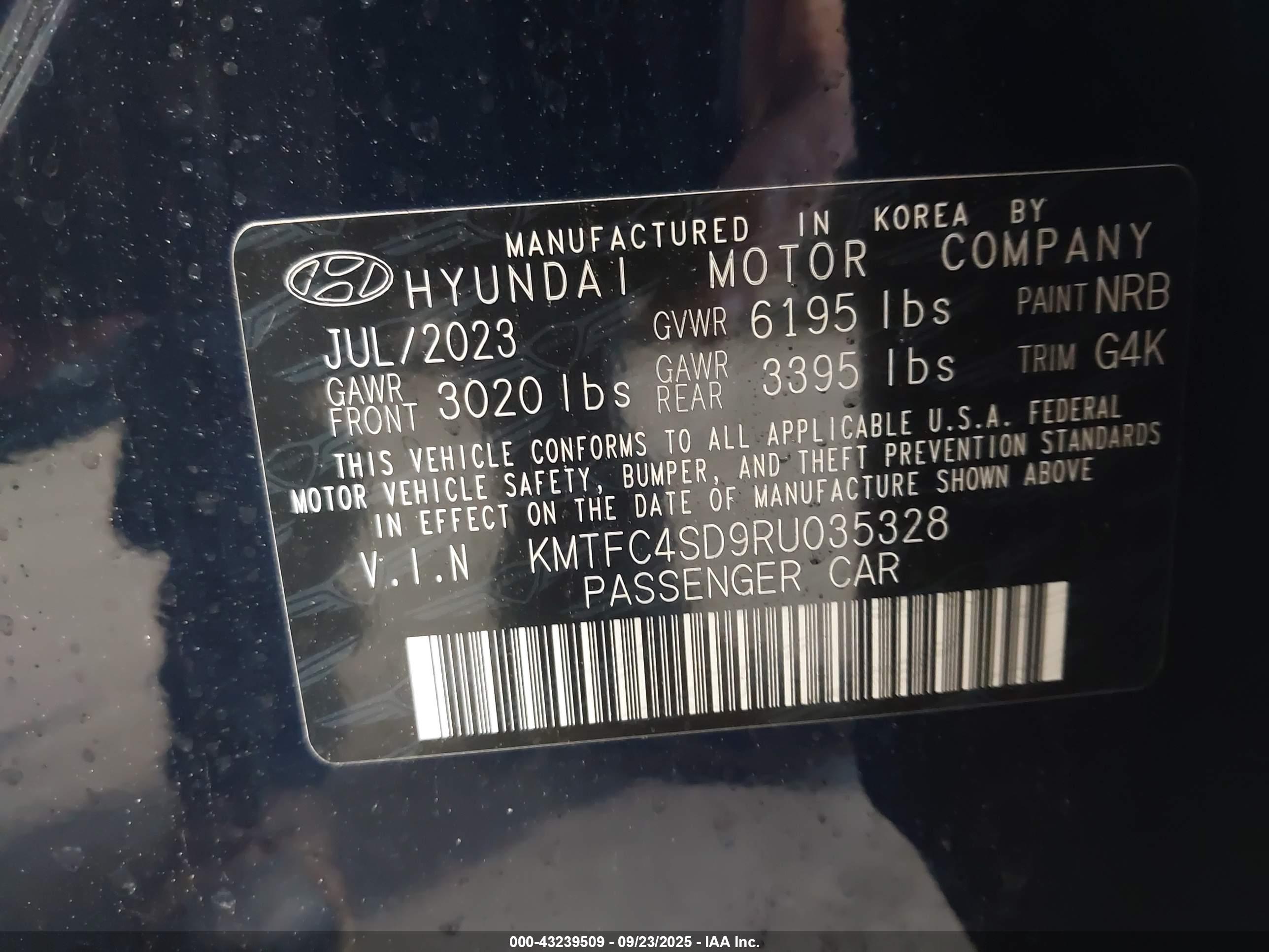 GENESIS G90 image 9
