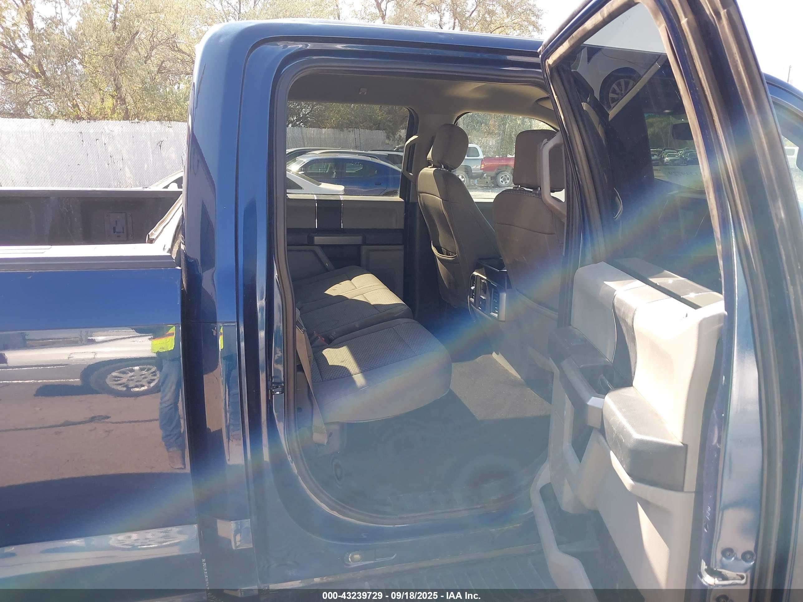 FORD F-150 image 8