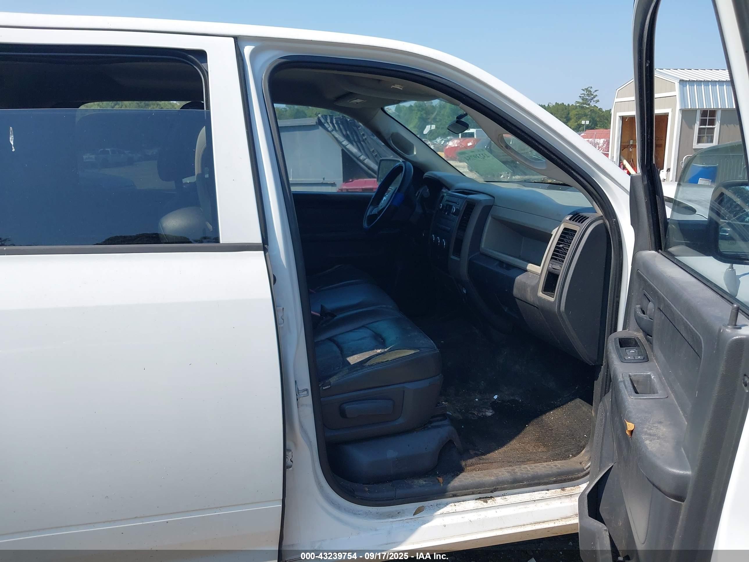 RAM 1500 image 5