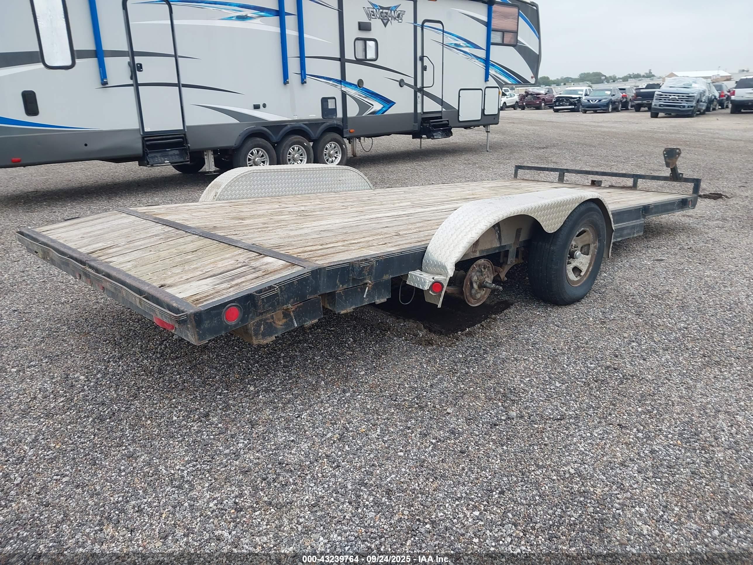 PJ TRAILERS image 4