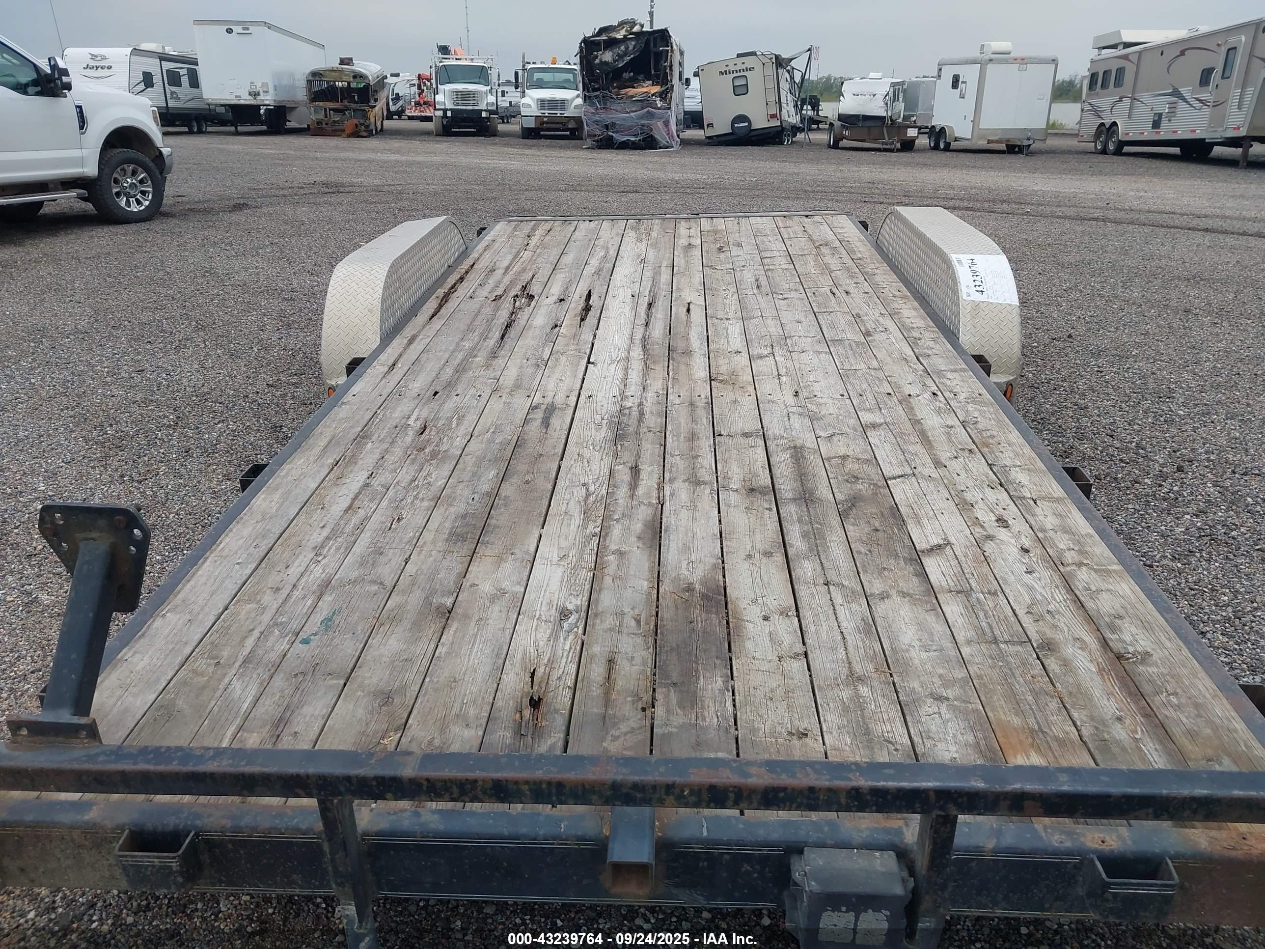 PJ TRAILERS image 8