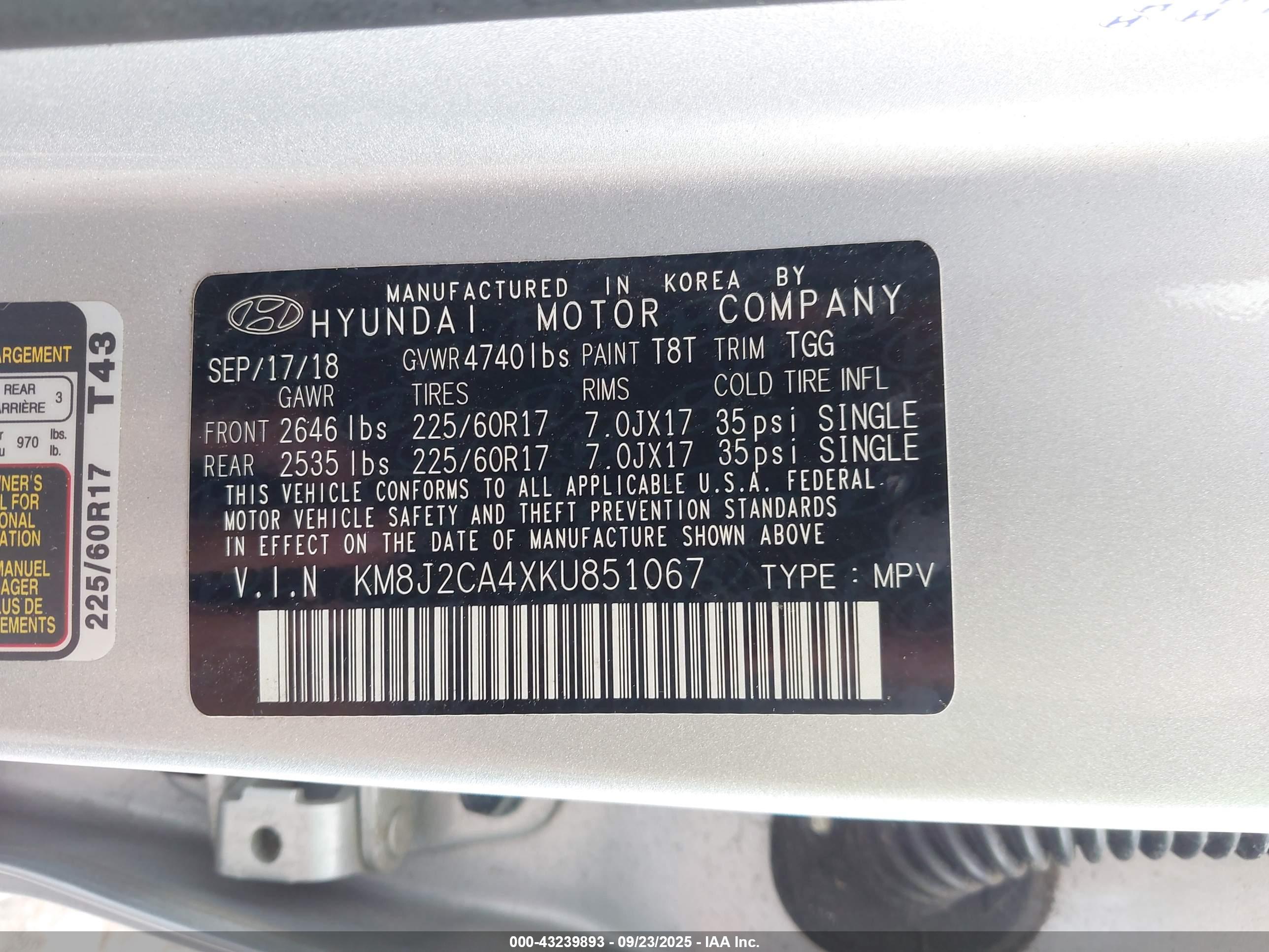 HYUNDAI TUCSON image 9