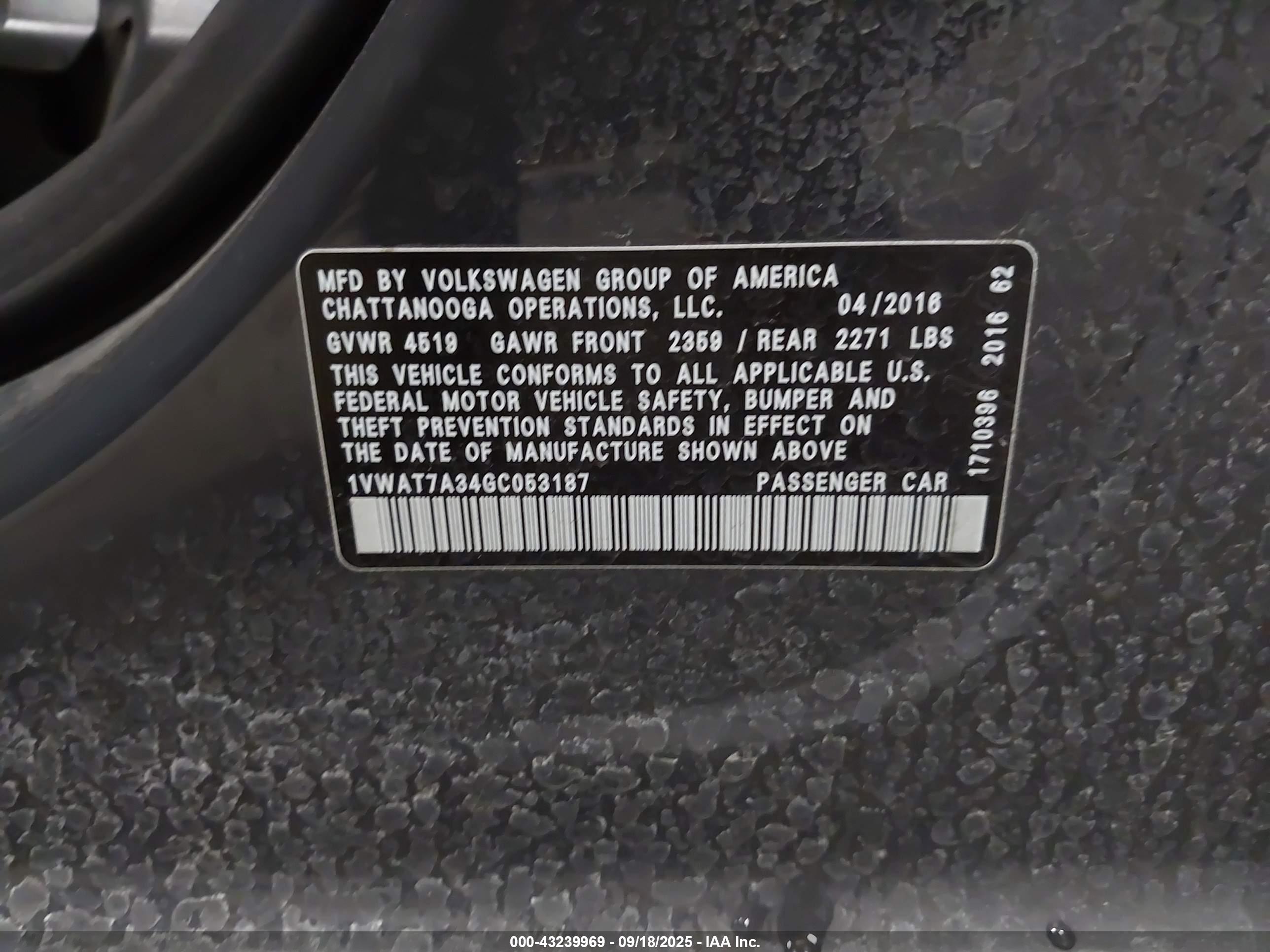 VOLKSWAGEN PASSAT image 9