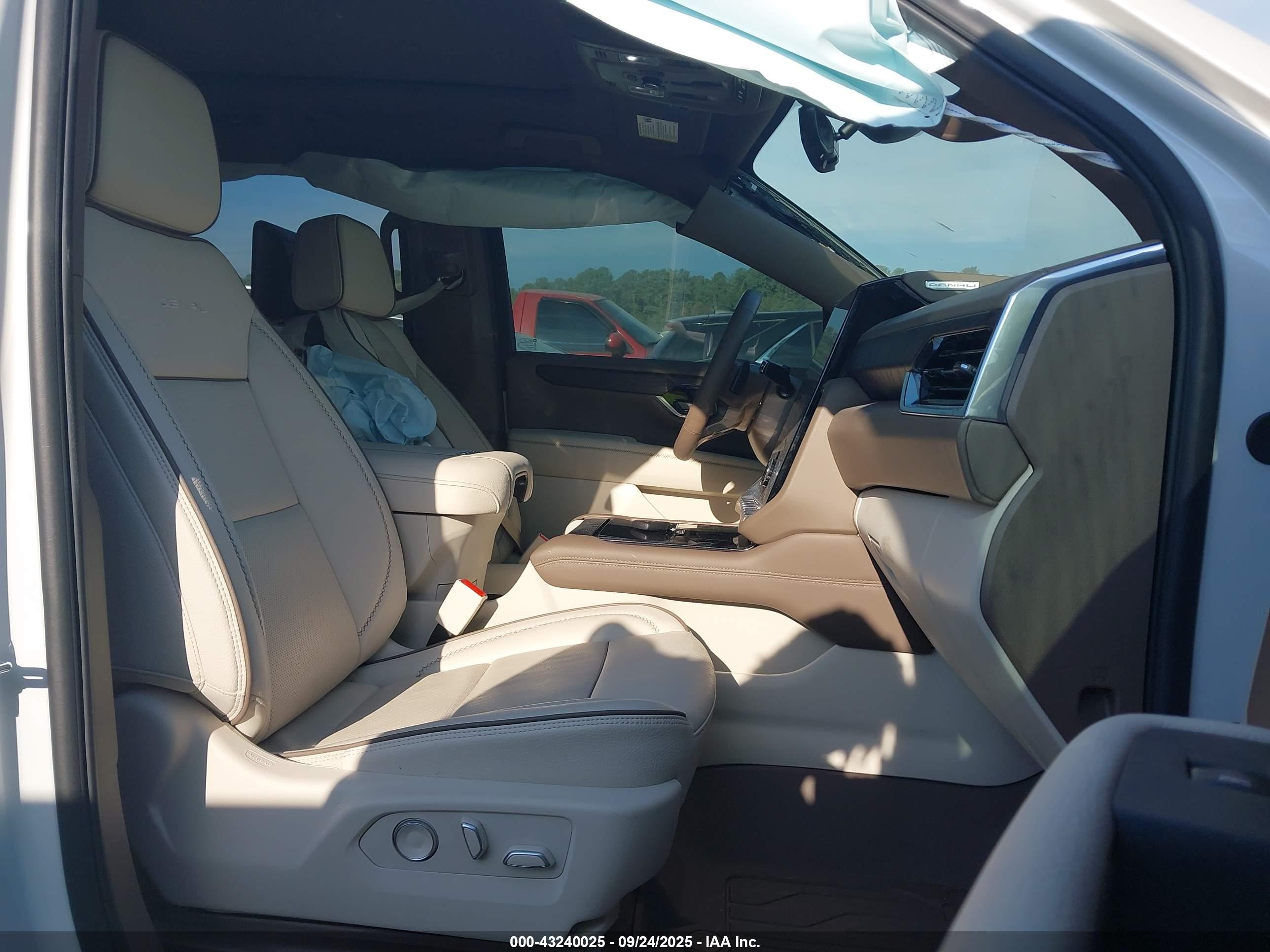 GMC YUKON image 5