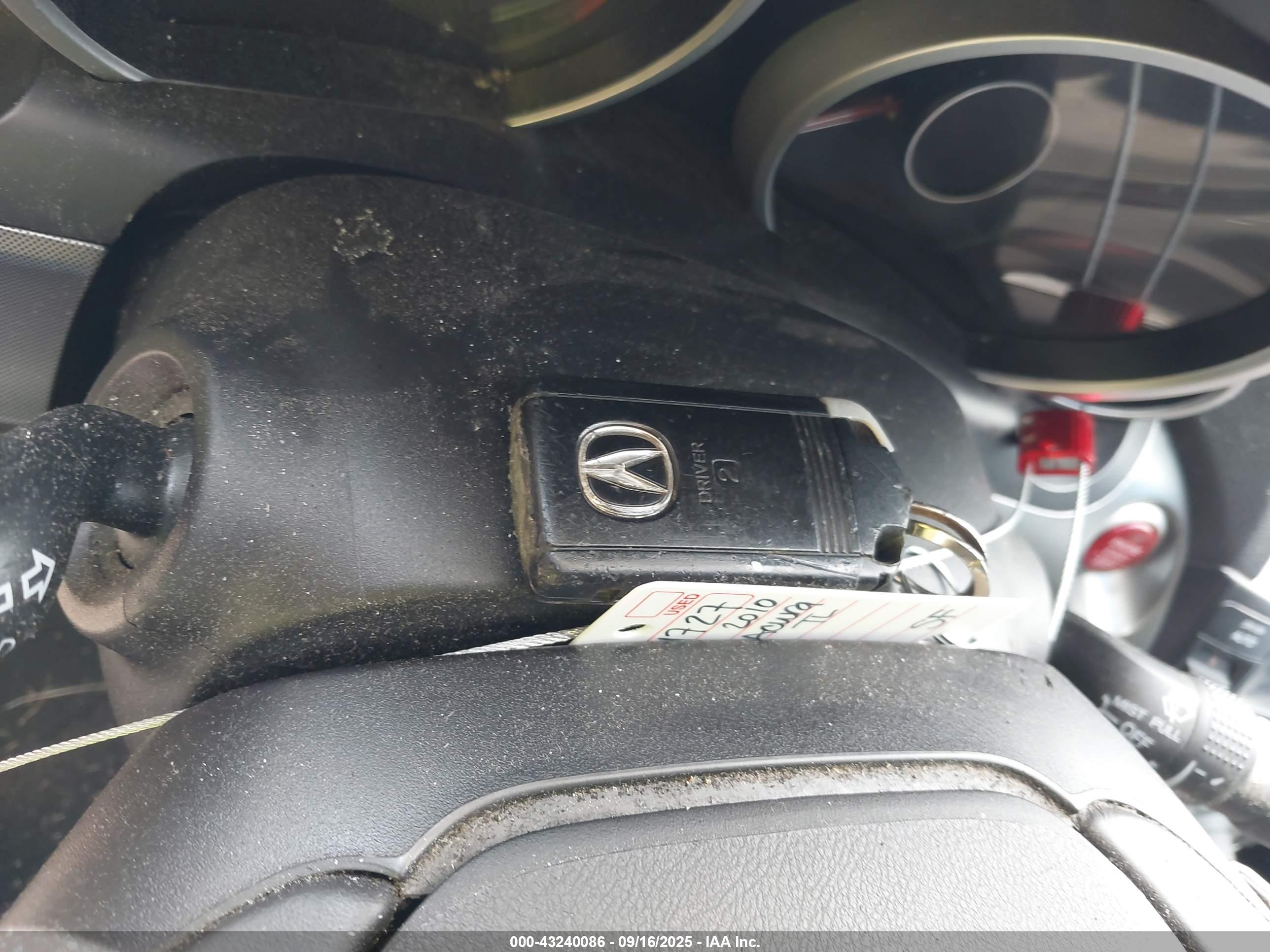 ACURA TL image 11