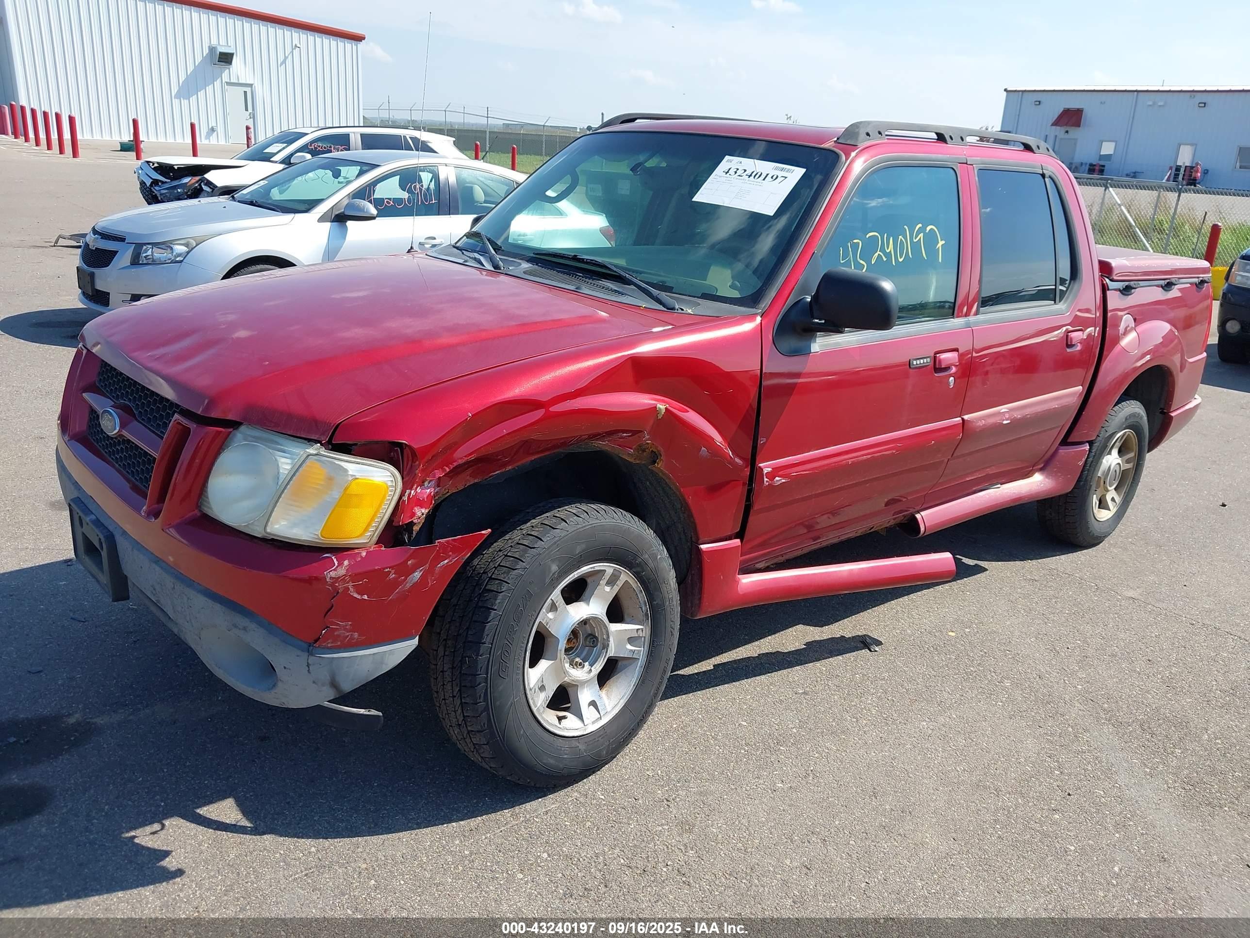 FORD EXPLORER image 2