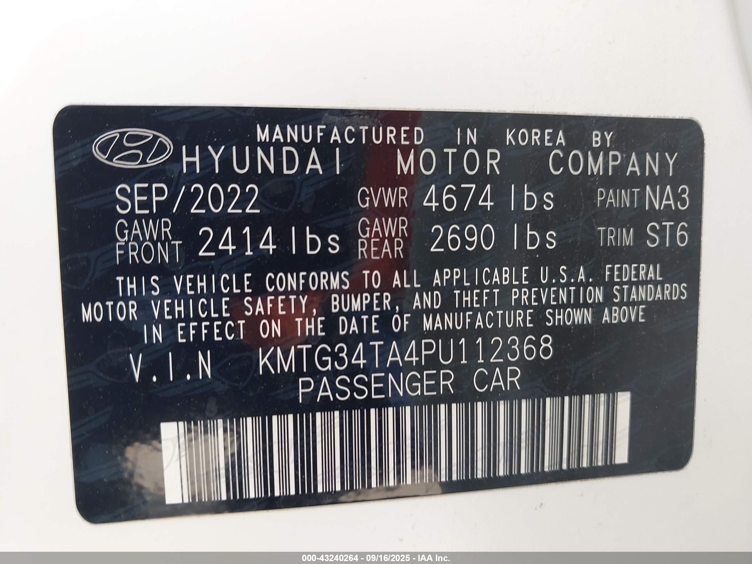 GENESIS G70 image 9