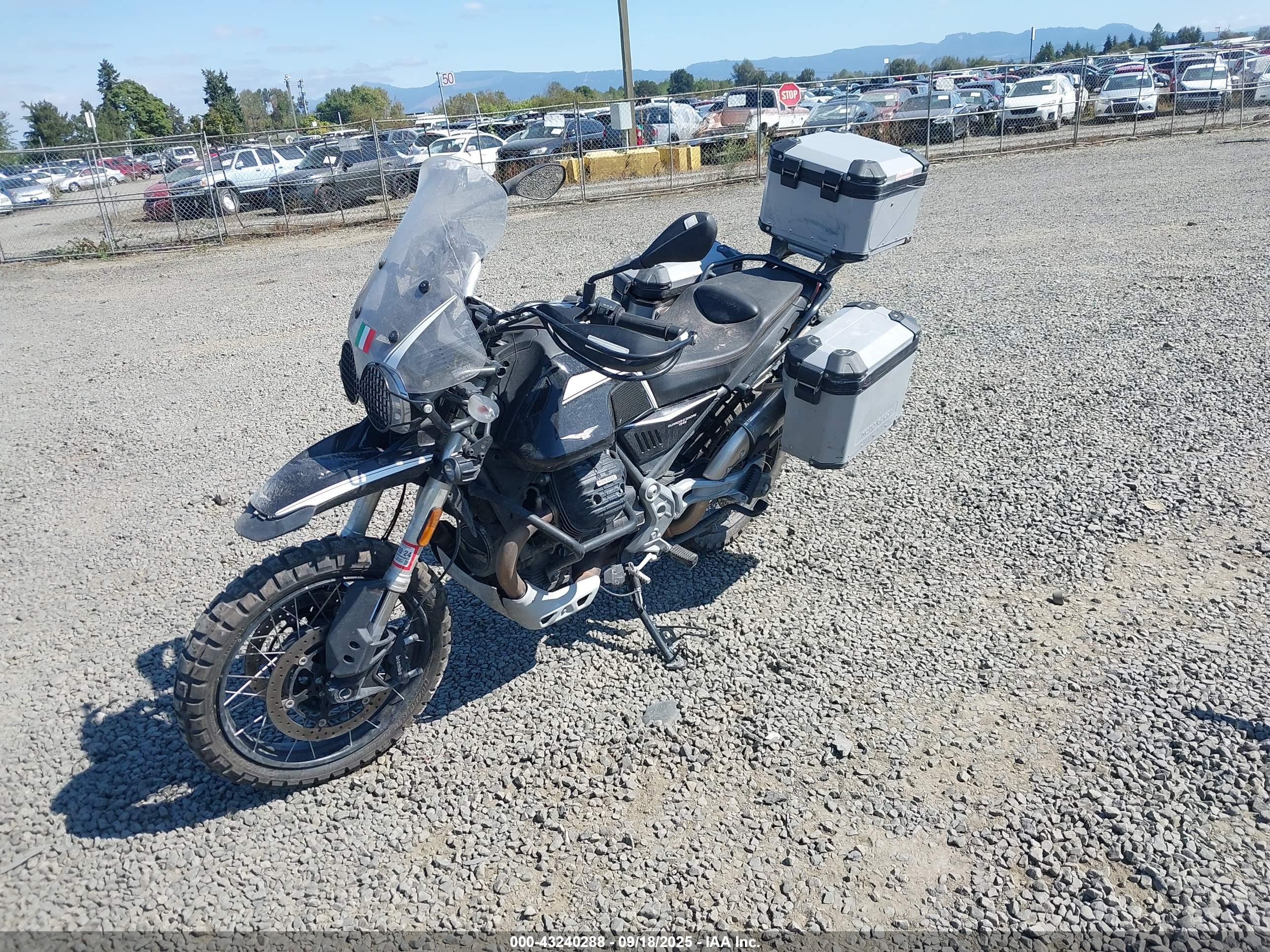 MOTO GUZZI image 2