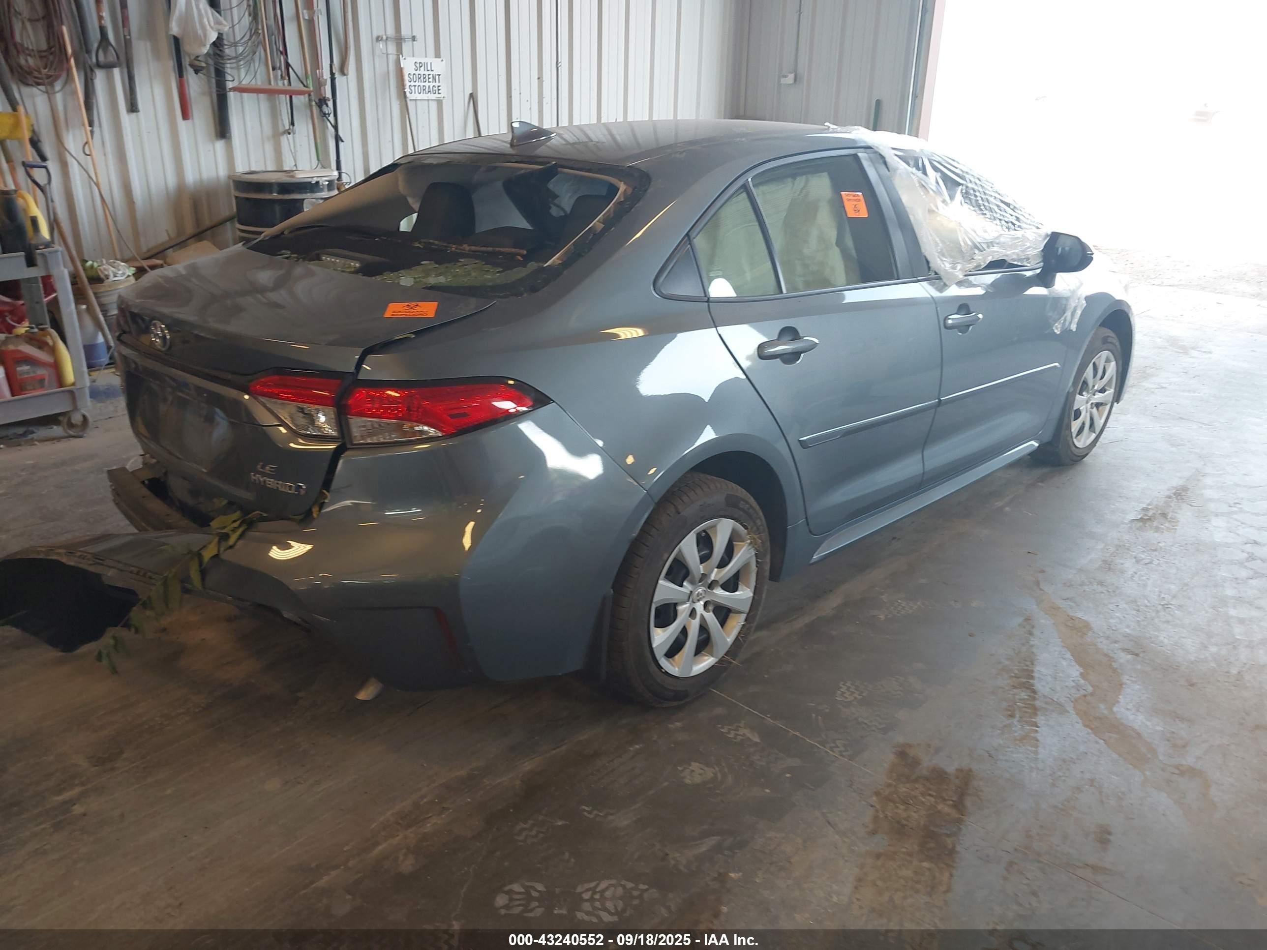 TOYOTA COROLLA image 4