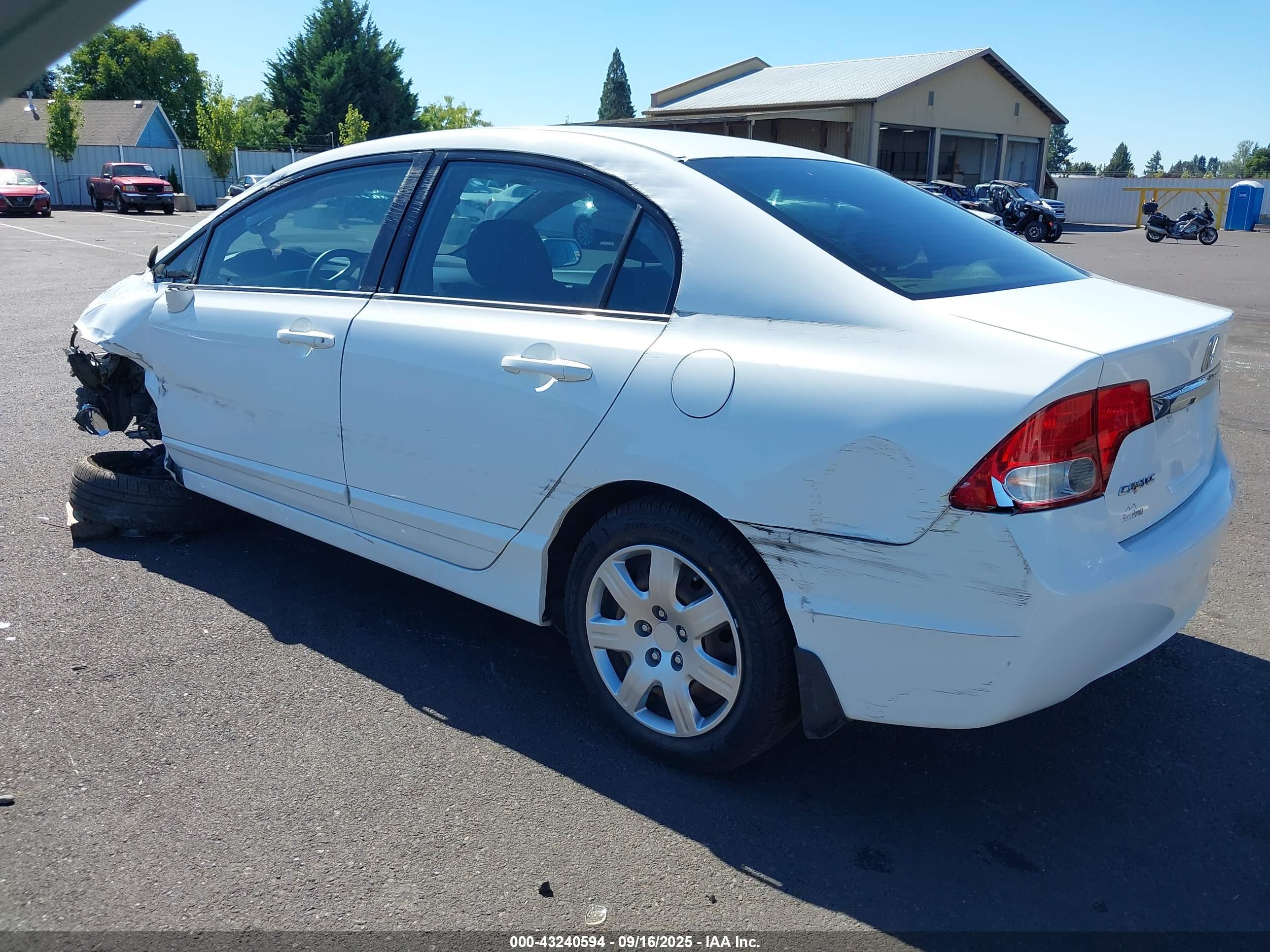 HONDA CIVIC image 3