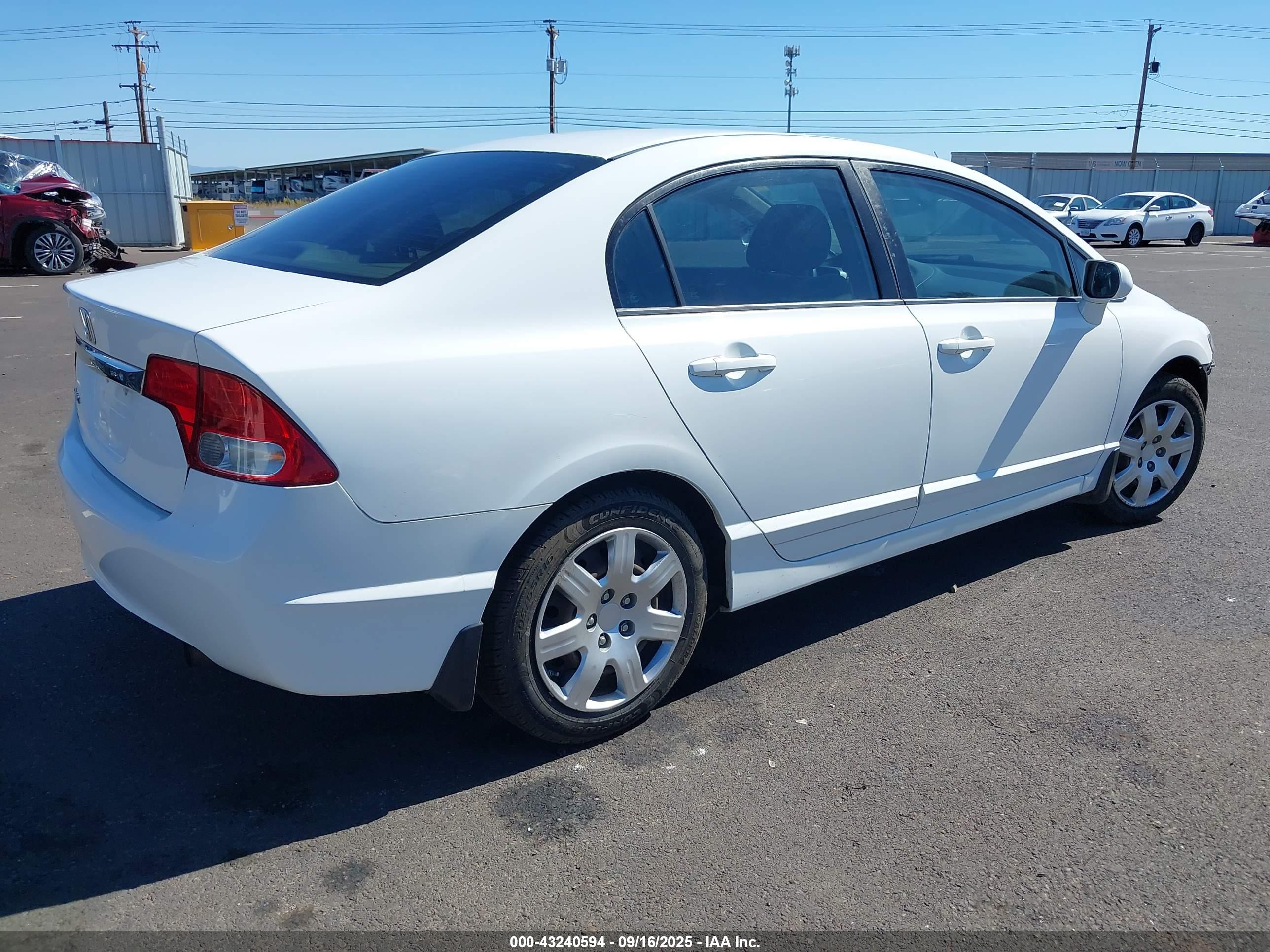 HONDA CIVIC image 4
