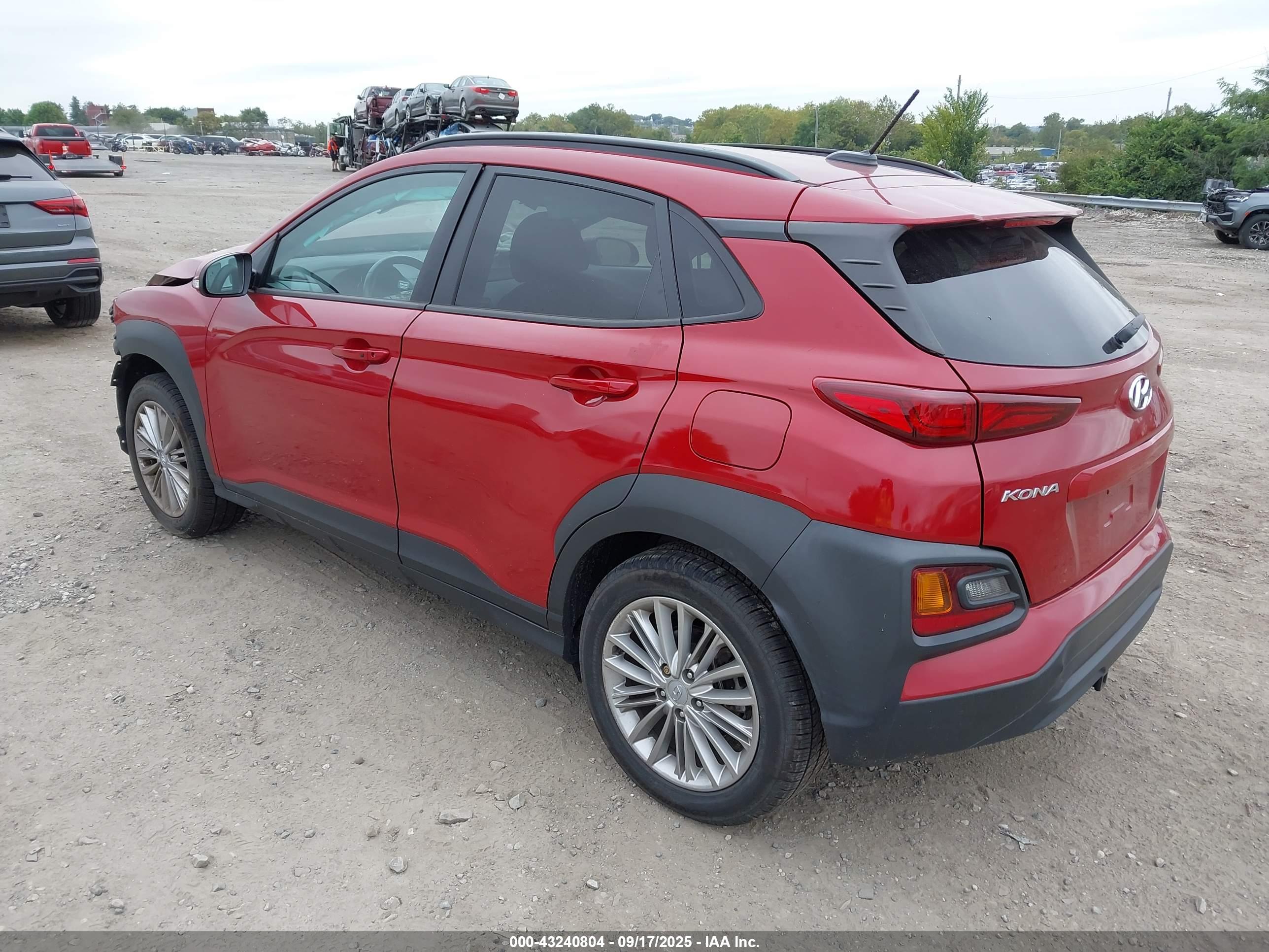 HYUNDAI KONA image 3