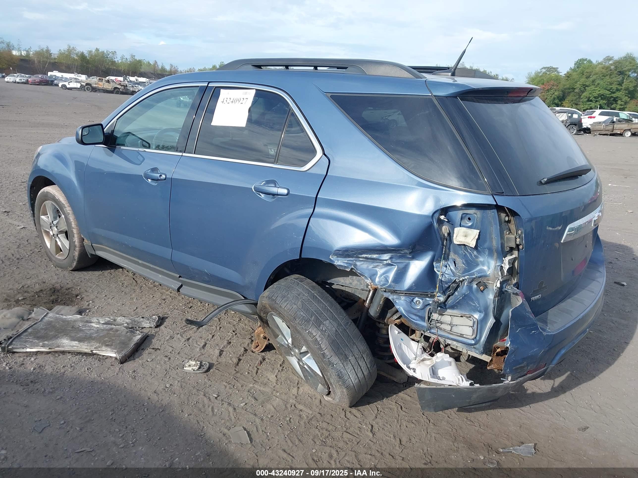CHEVROLET EQUINOX image 3