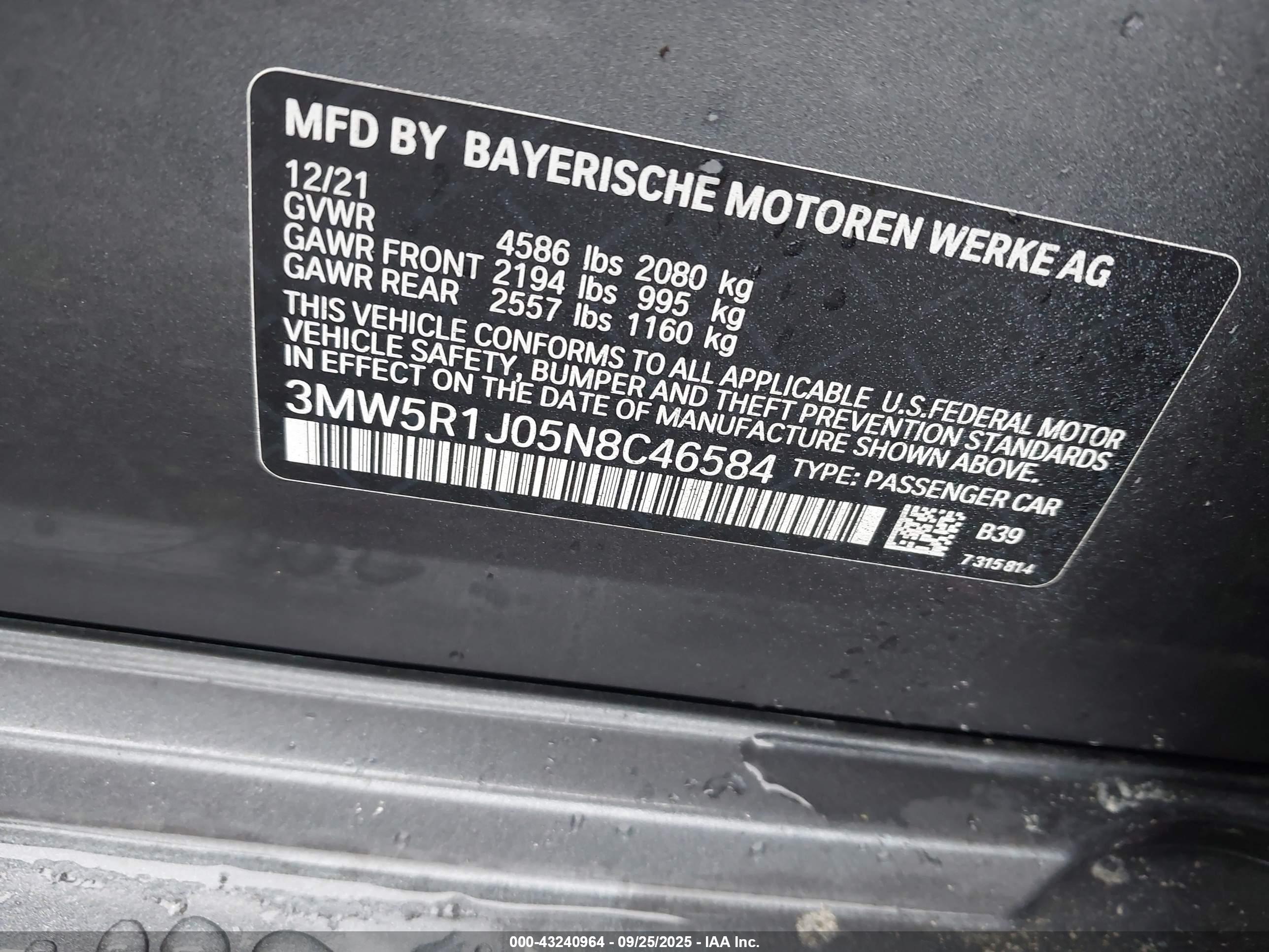 BMW 330I image 9