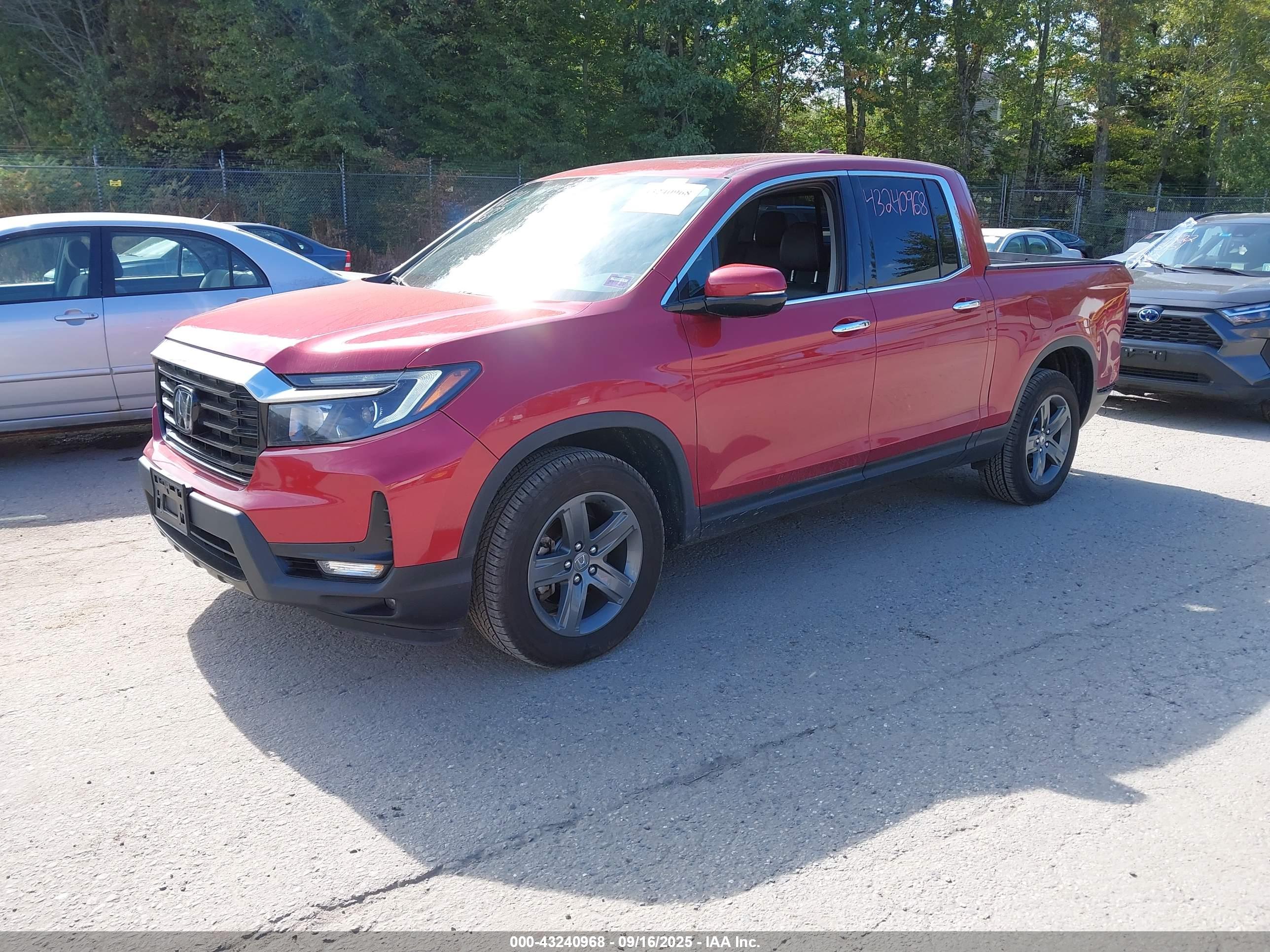 HONDA RIDGELINE image 2