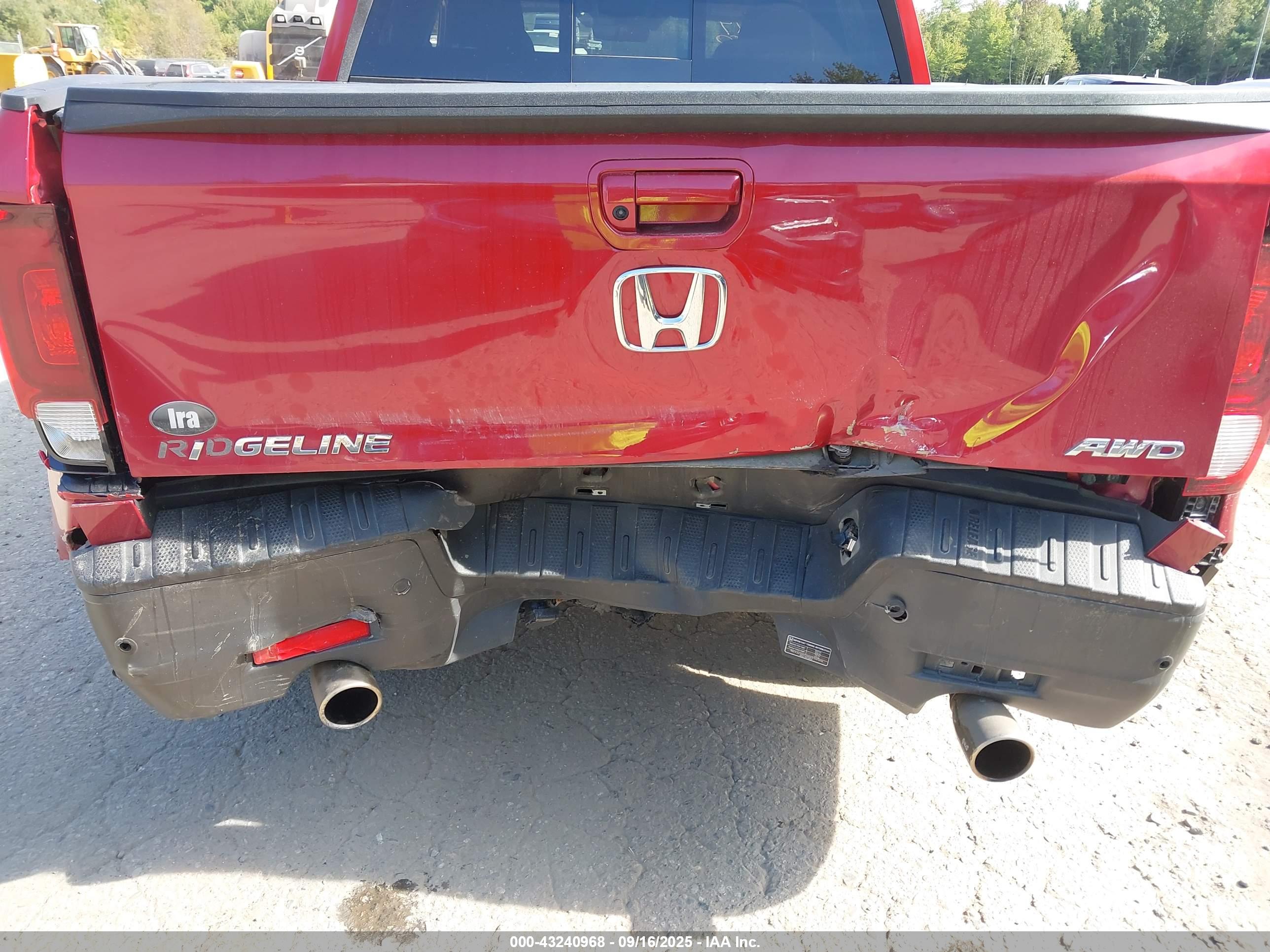 HONDA RIDGELINE image 6