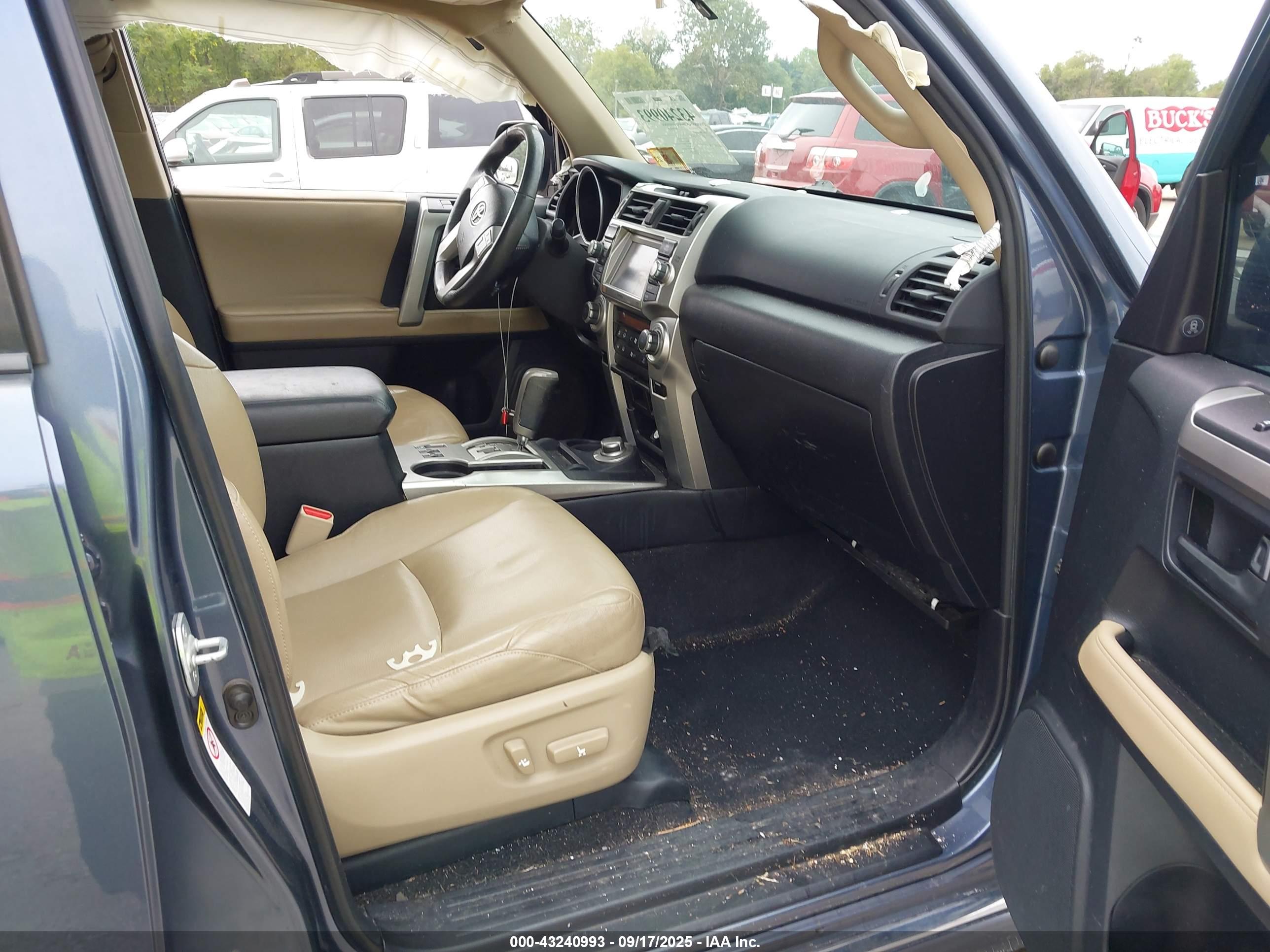 TOYOTA 4RUNNER image 5