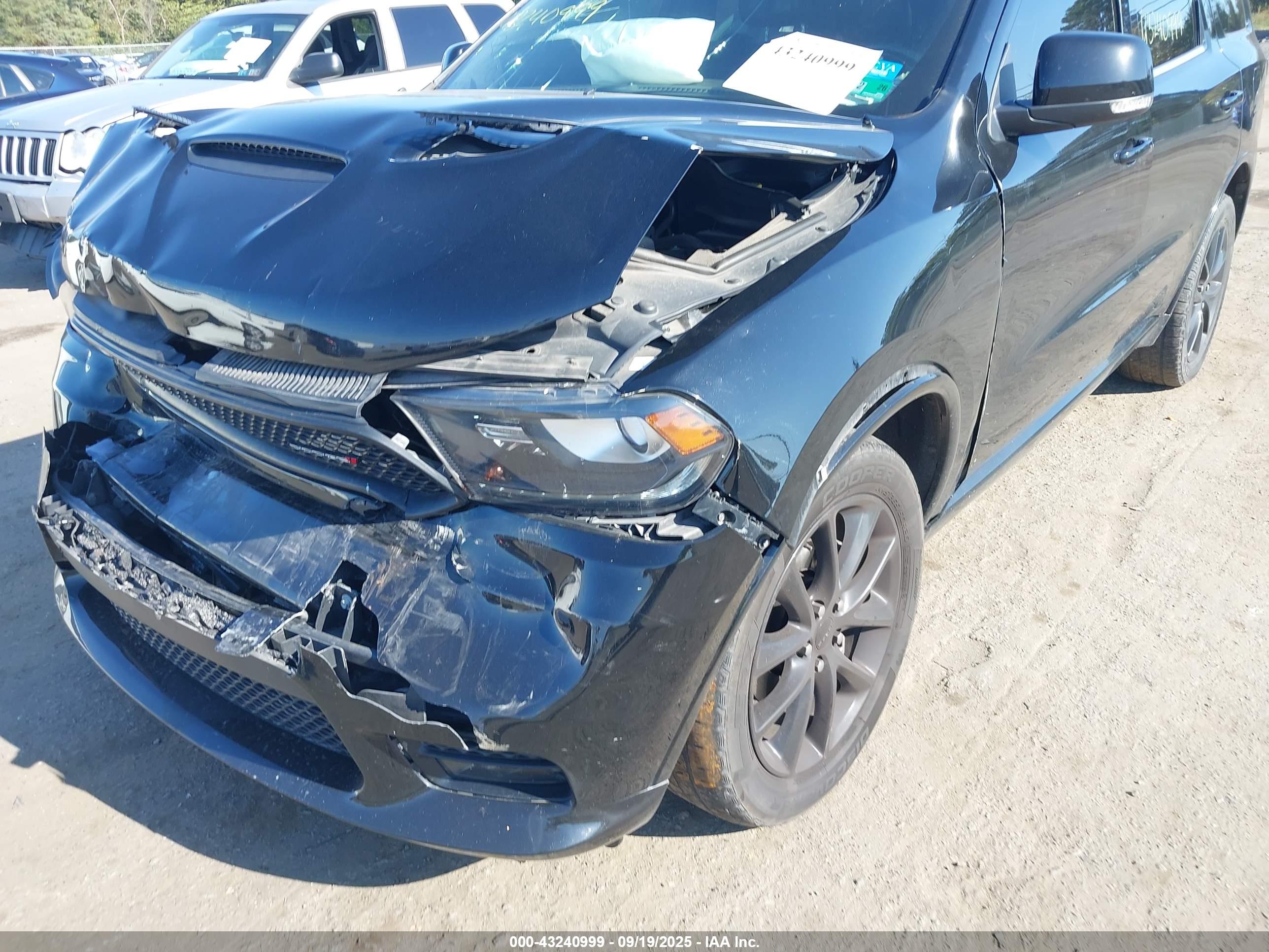 DODGE DURANGO image 6