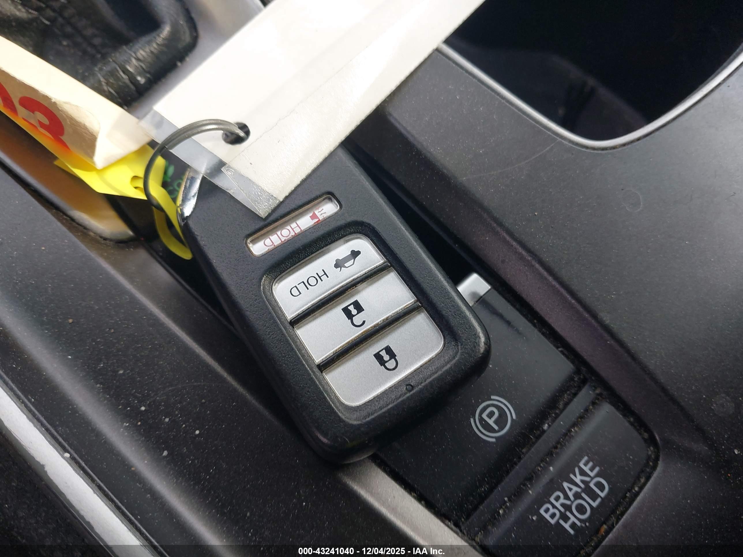 HONDA ACCORD image 11