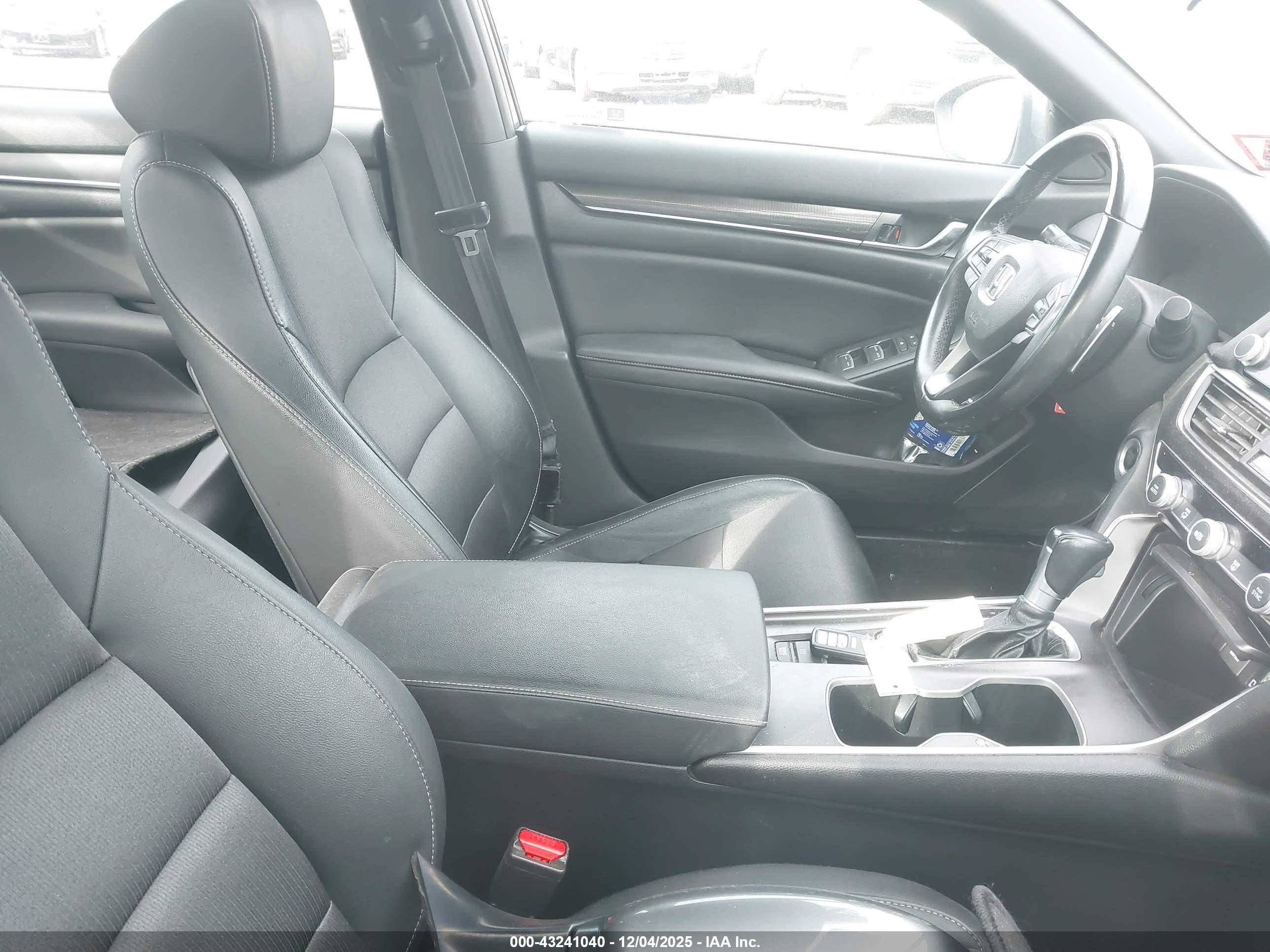 HONDA ACCORD image 5