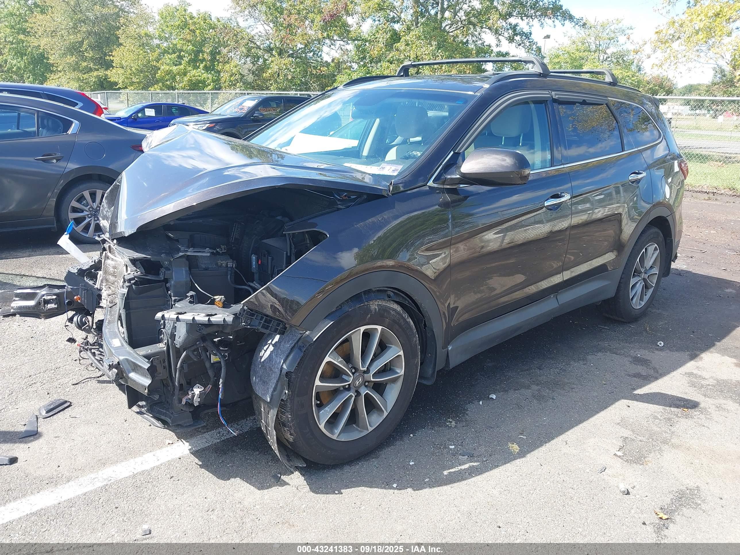 HYUNDAI SANTA image 2