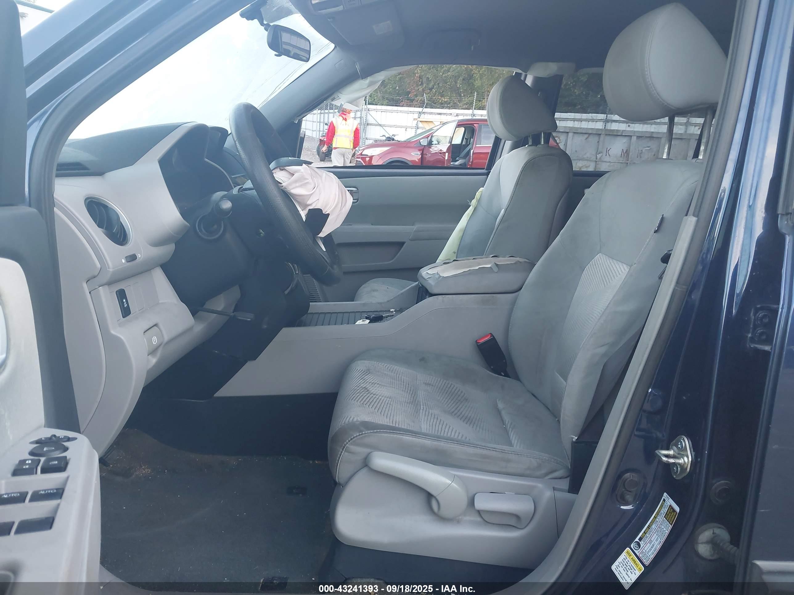 HONDA PILOT image 5