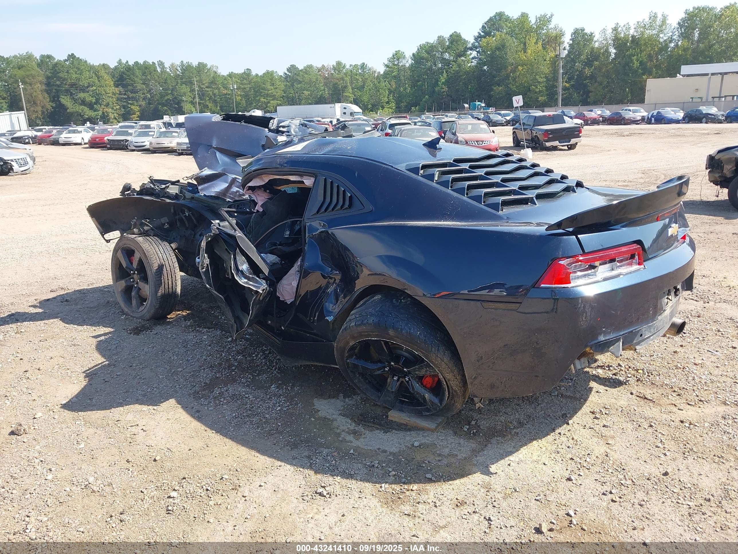 CHEVROLET CAMARO image 3