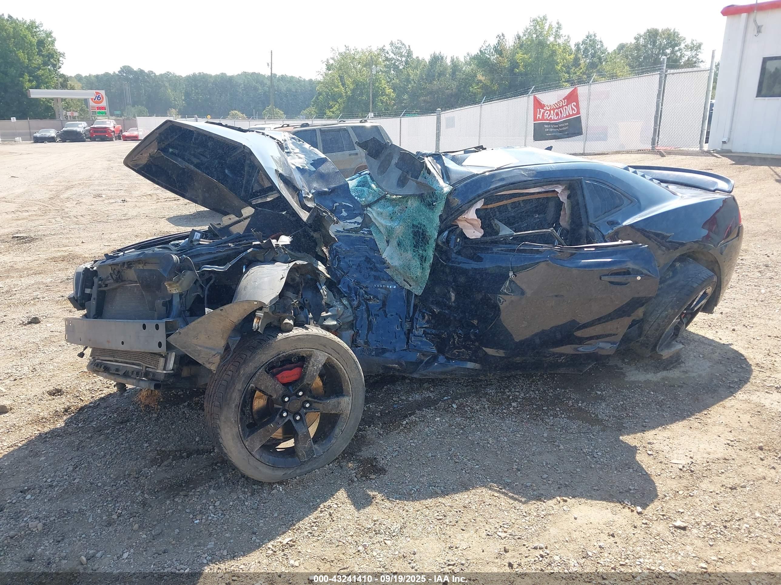 CHEVROLET CAMARO image 6