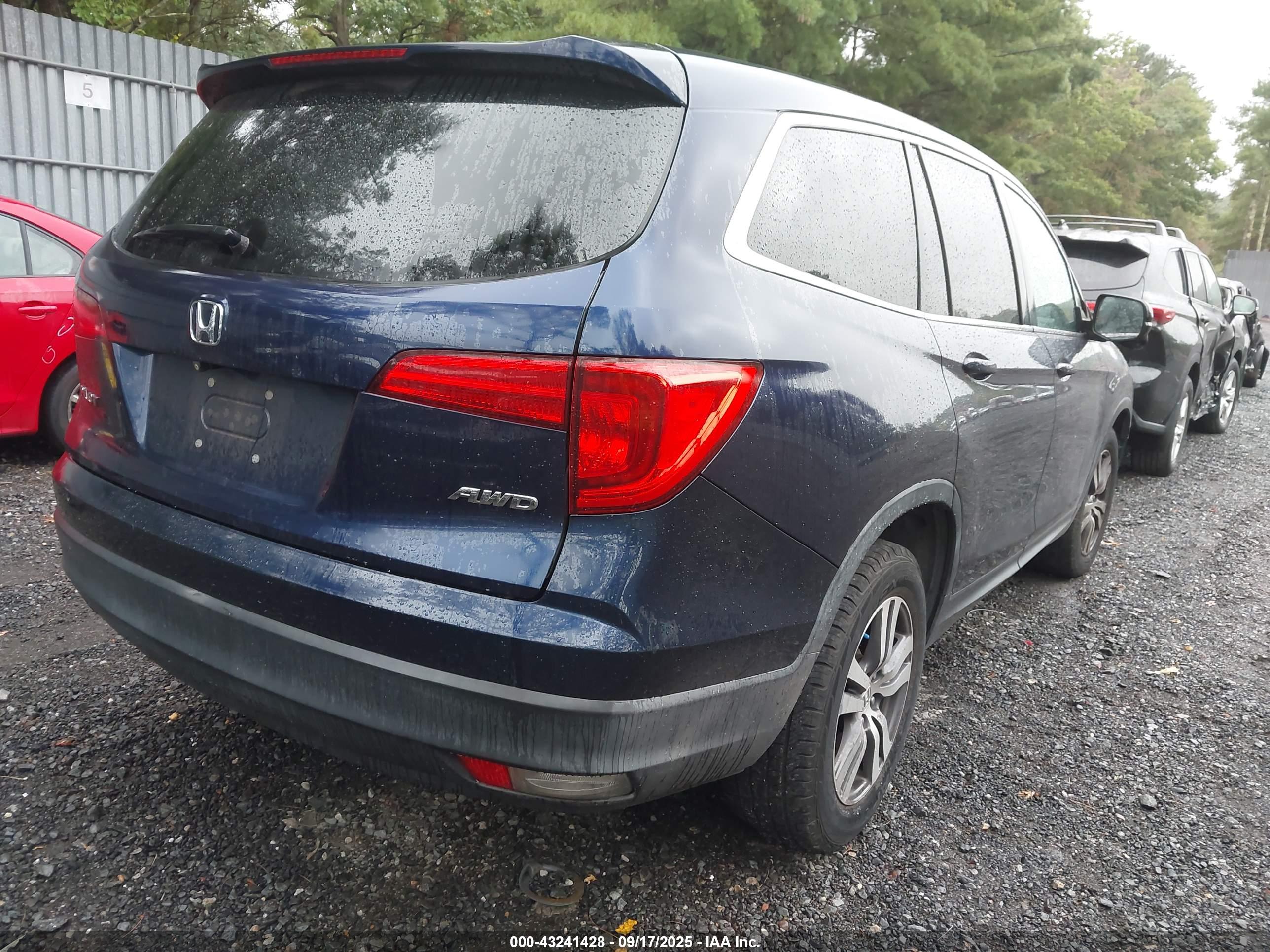 HONDA PILOT image 4