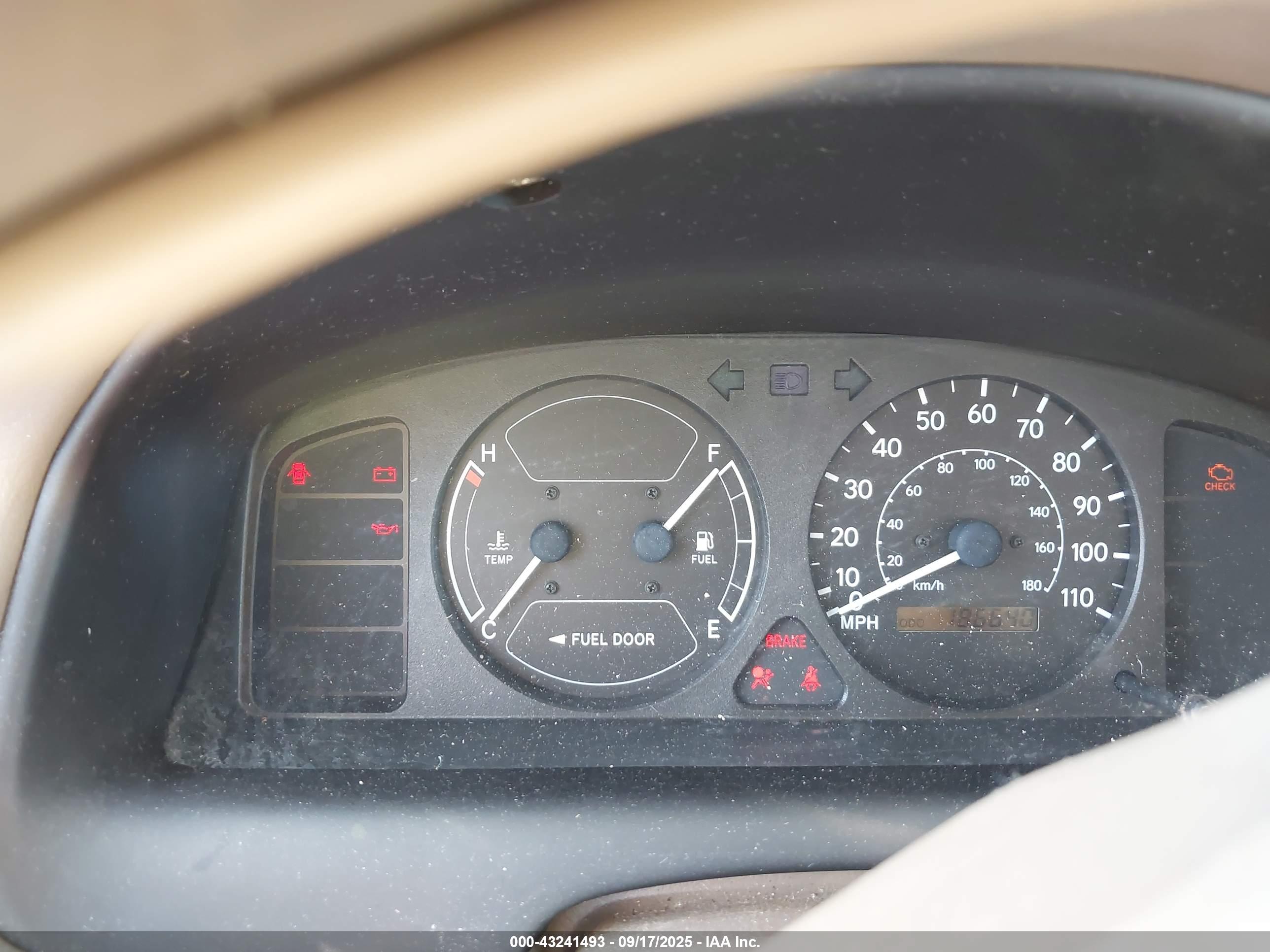 TOYOTA COROLLA image 7