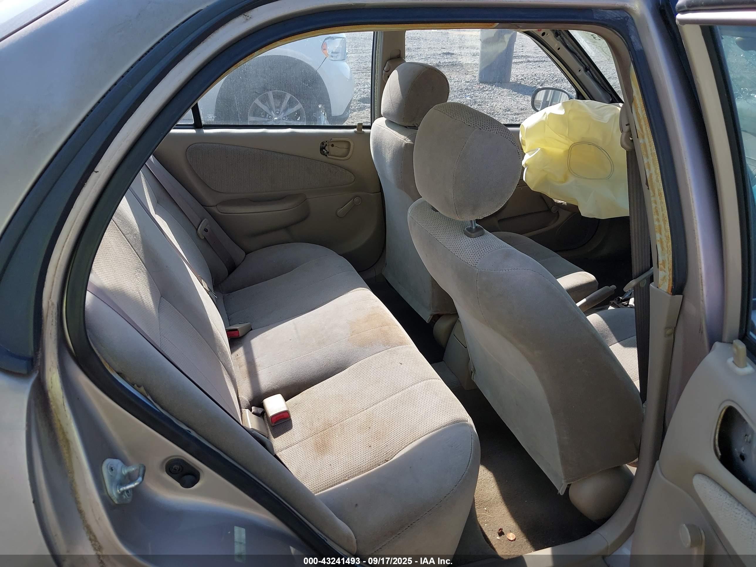 TOYOTA COROLLA image 8