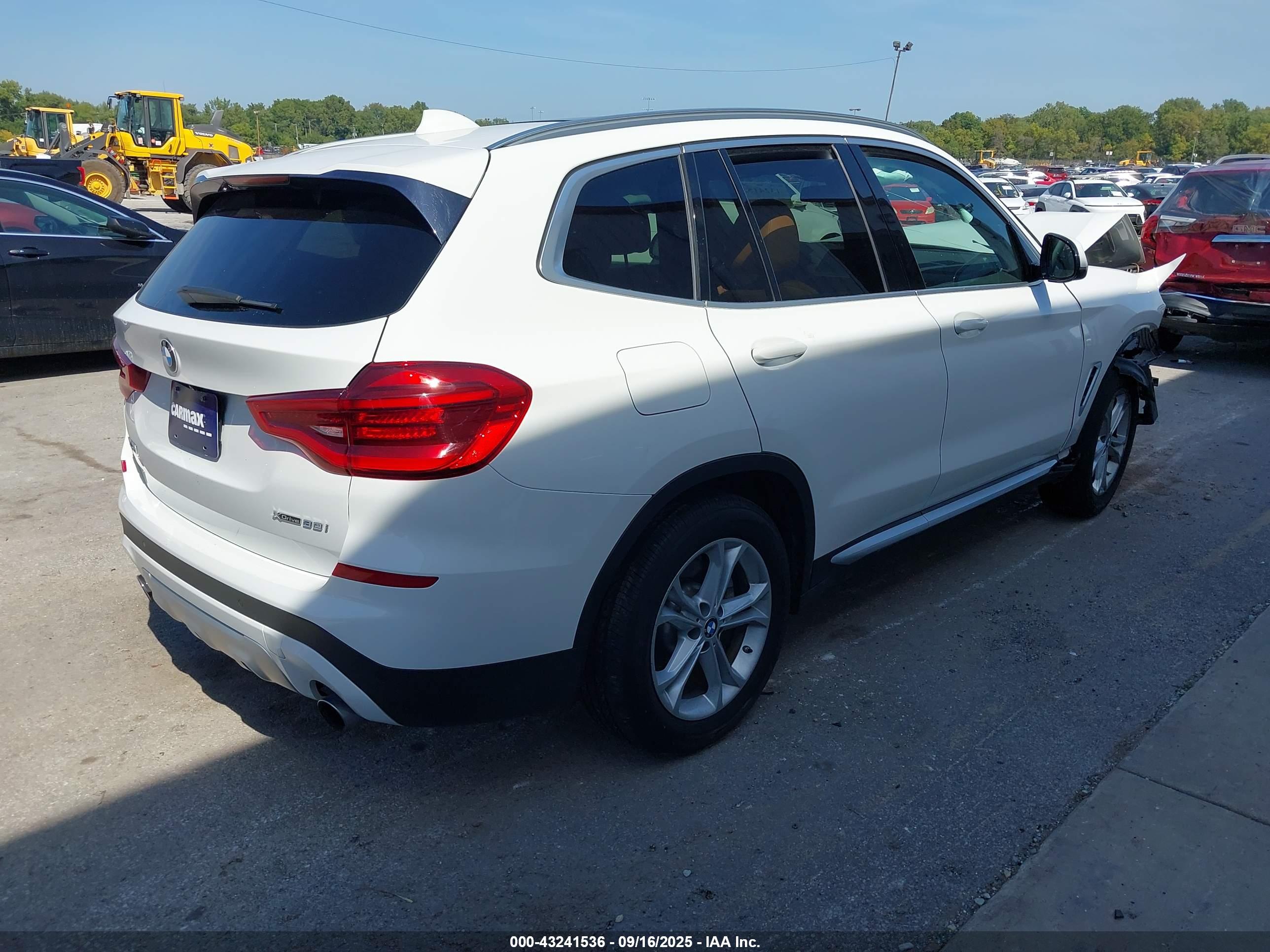 BMW X3 image 4