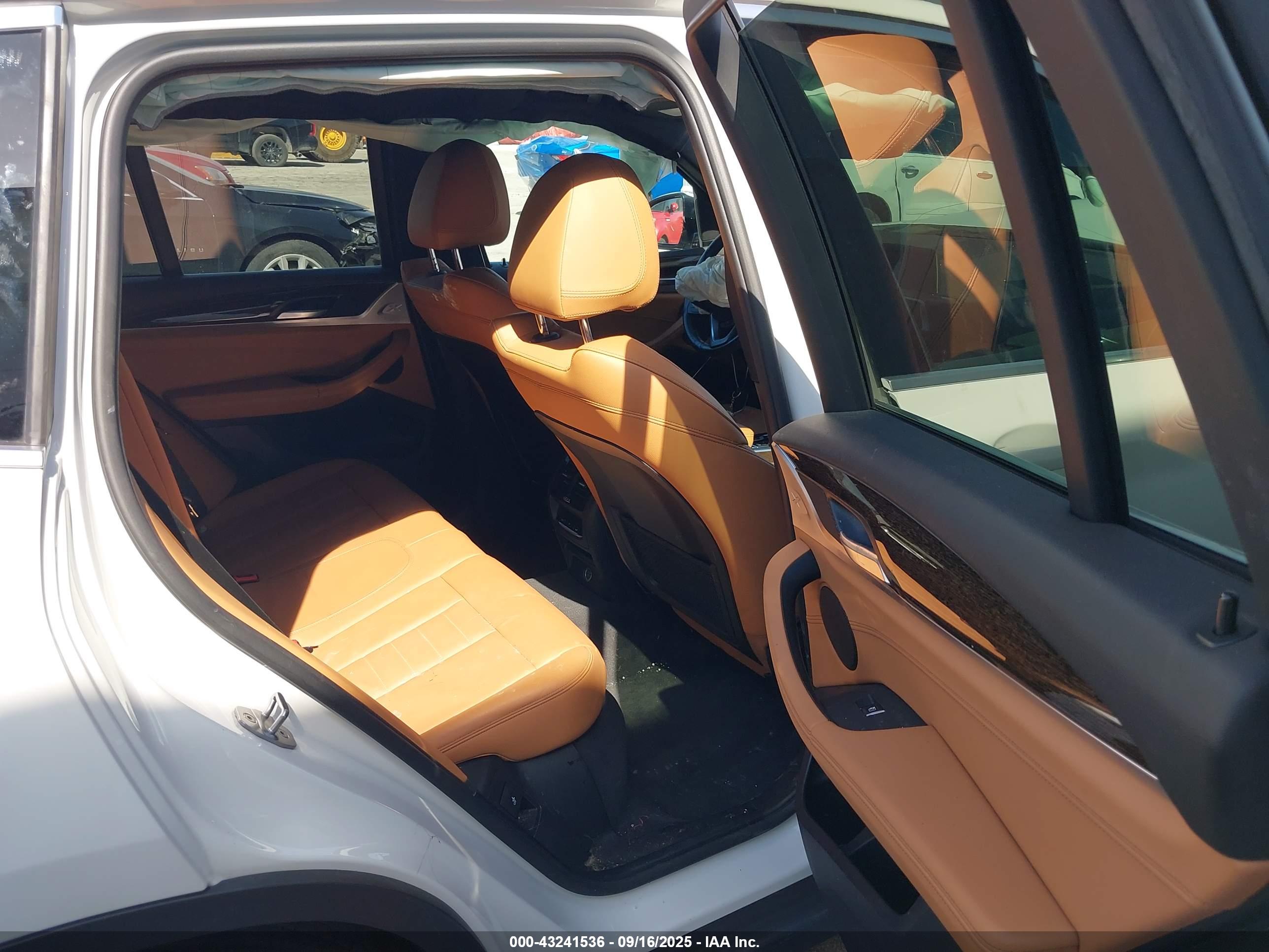 BMW X3 image 8