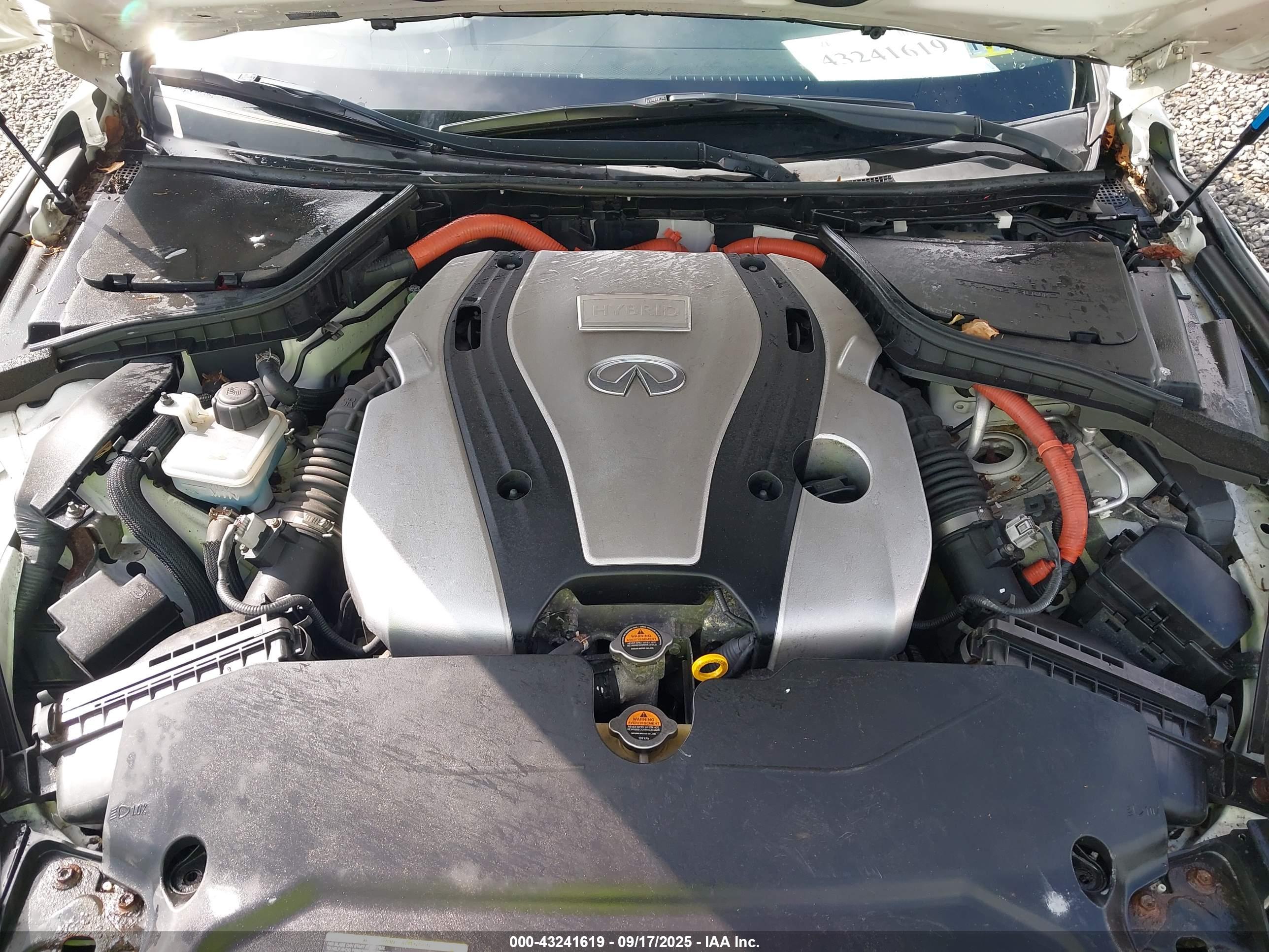 INFINITI Q50 image 10