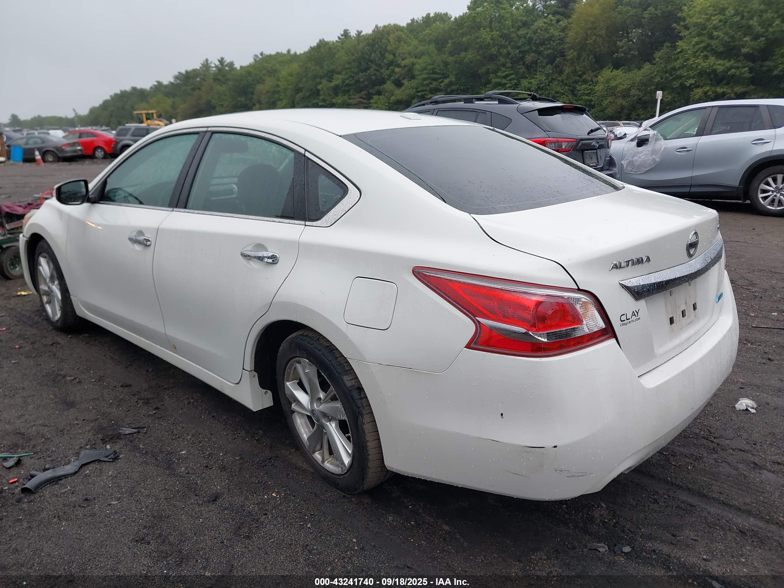 NISSAN ALTIMA image 3