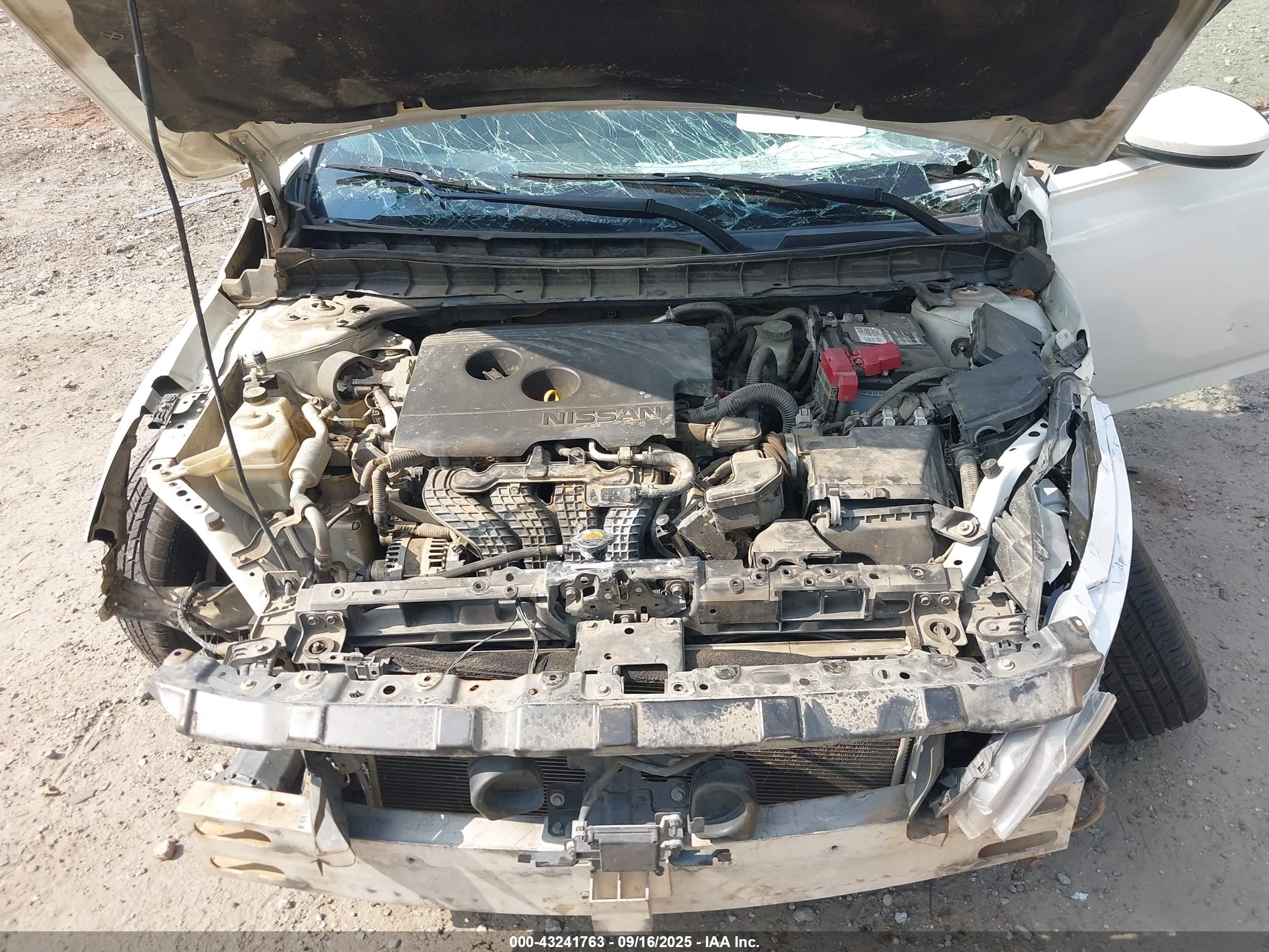 NISSAN ALTIMA image 10